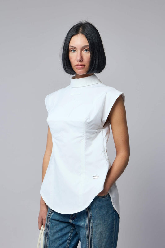 Sleeveless Reversed Shirt with Pointy Boobs