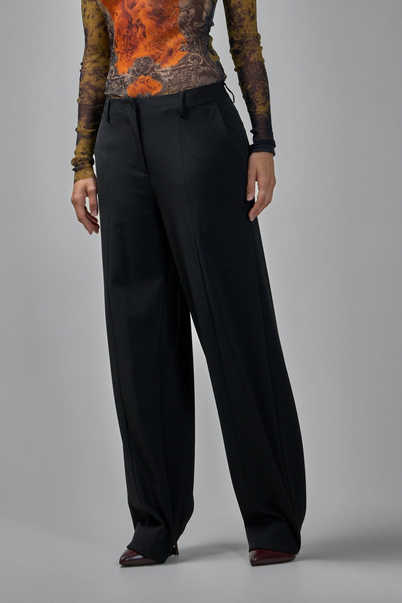 Tailoring Pants with Undershoe Straps