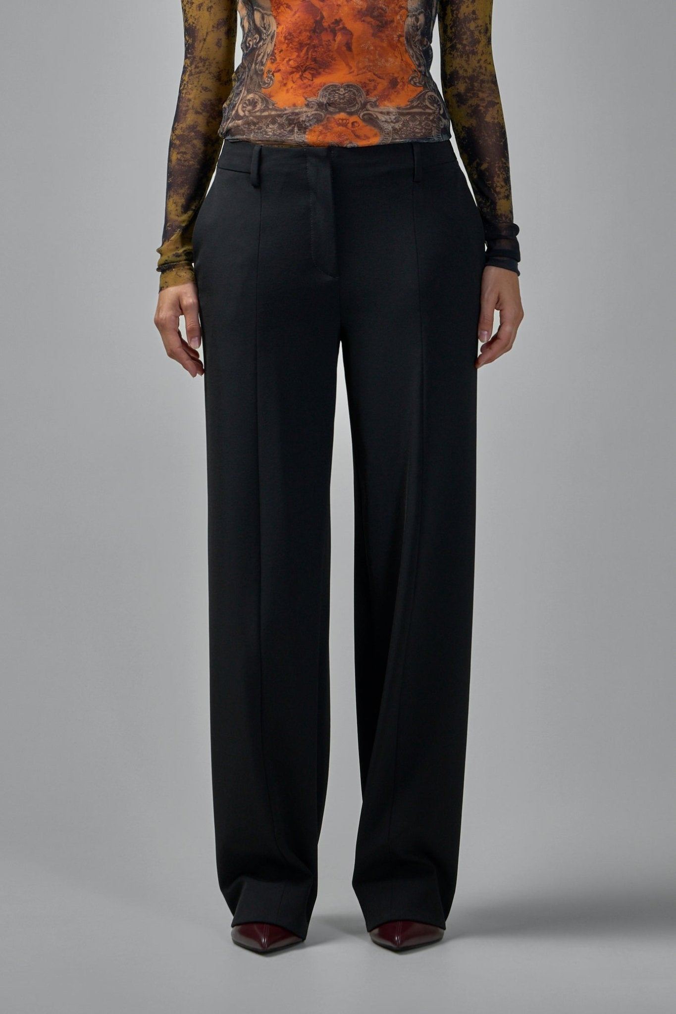 Tailoring Pants with Undershoe Straps