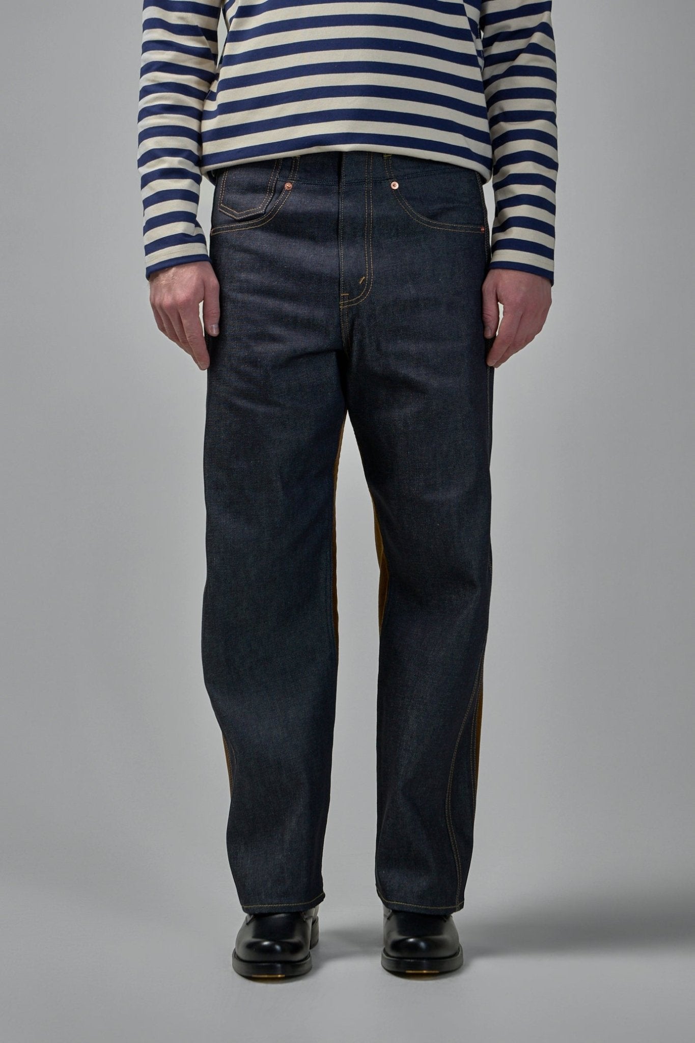 Contrast Panel Jeans