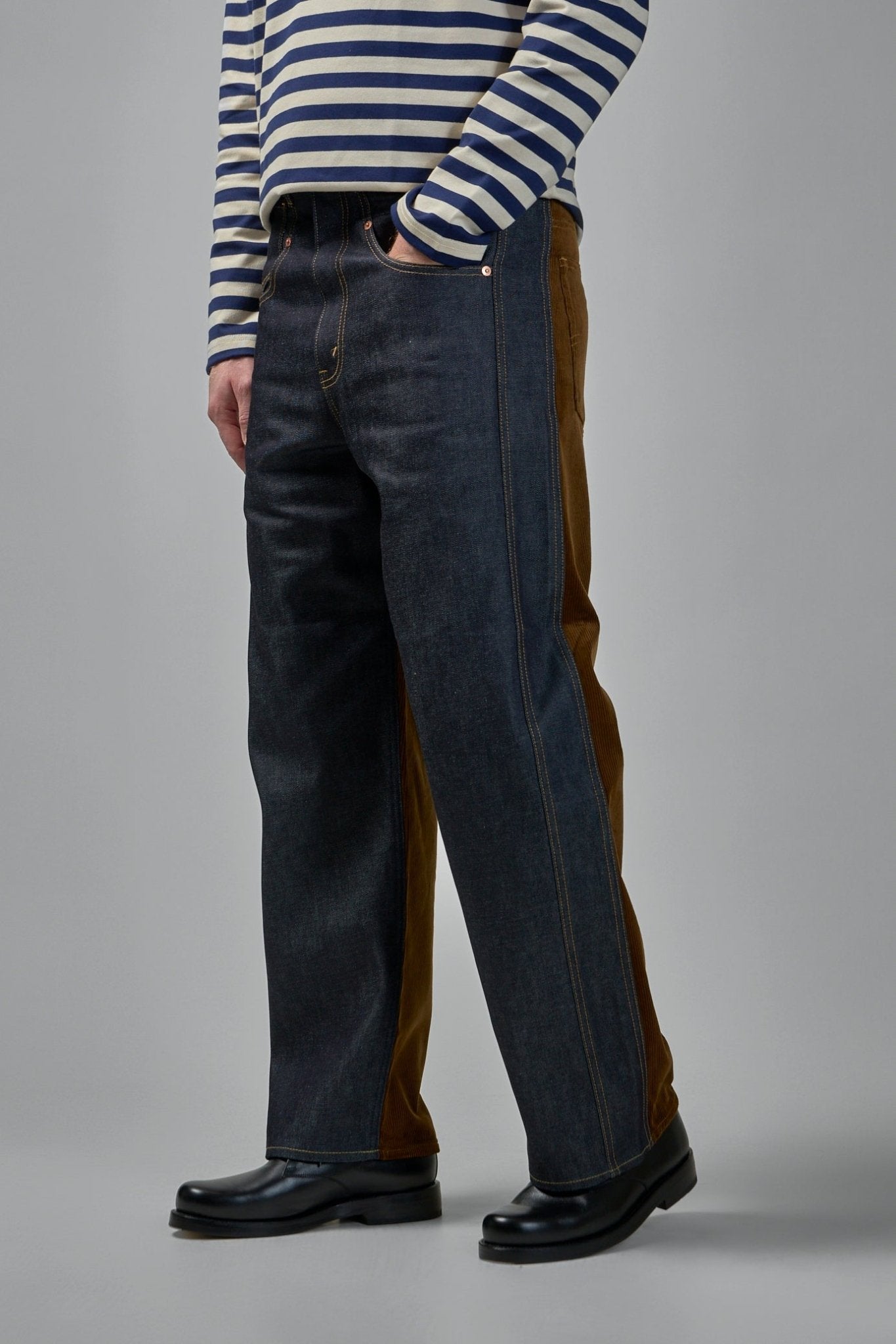 Contrast Panel Jeans