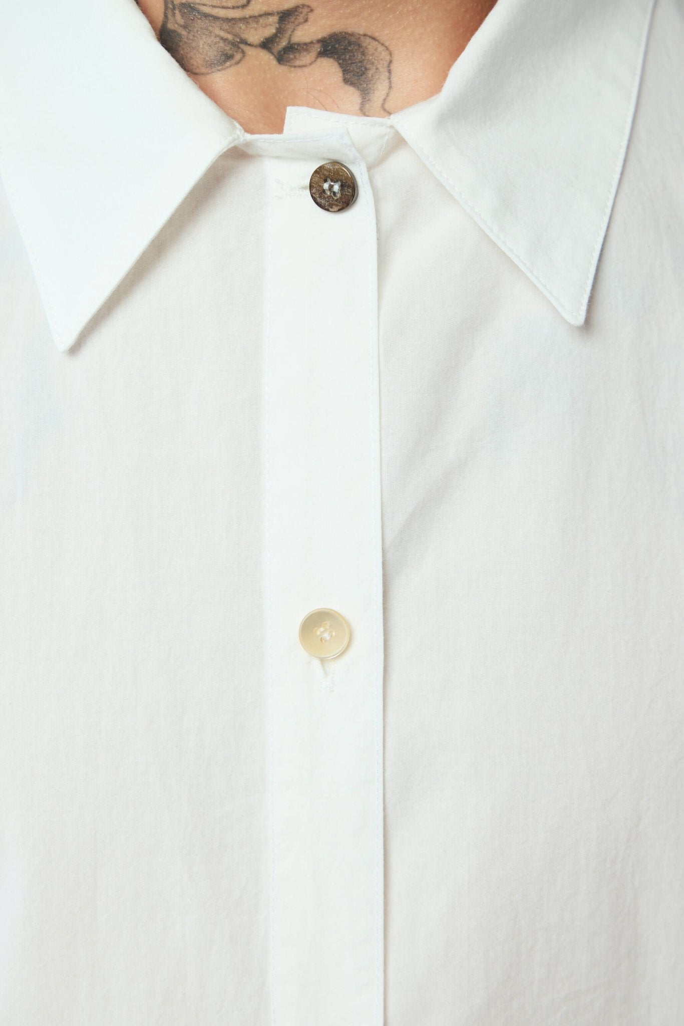 Men's Detachable Hand Stitched Hem Shirt