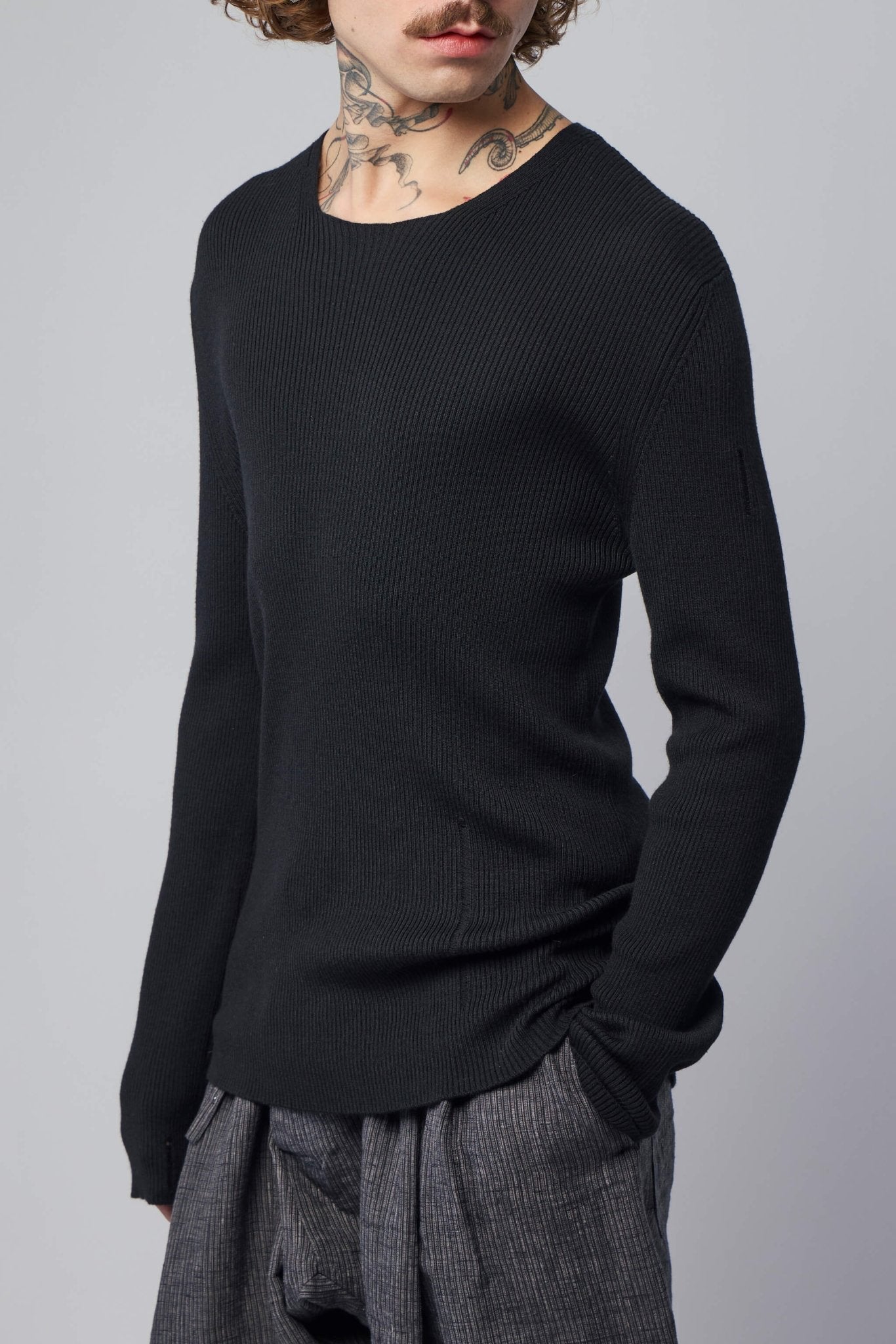 Fitted Distressed Pullover