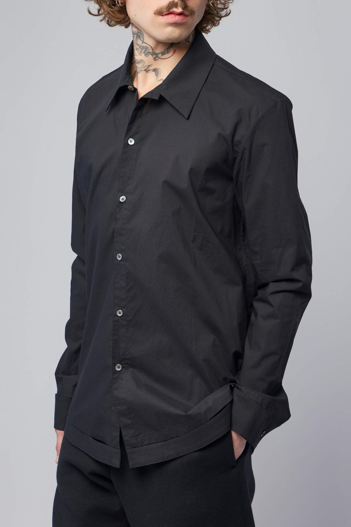 Mens Mid Fit Shirt With Hand-stitched Hem Border