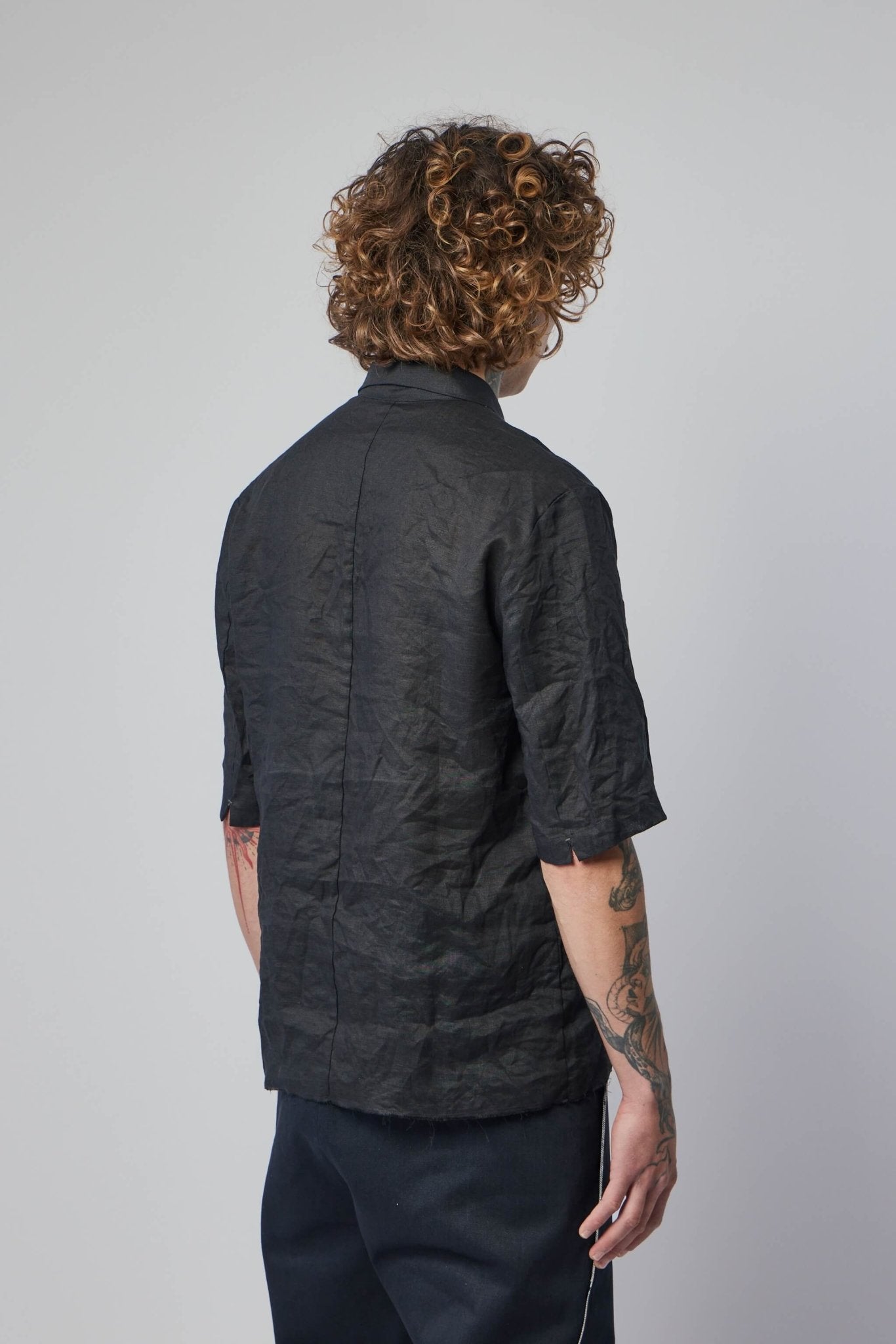 Unisex Fitted Short Sleeve Shirt