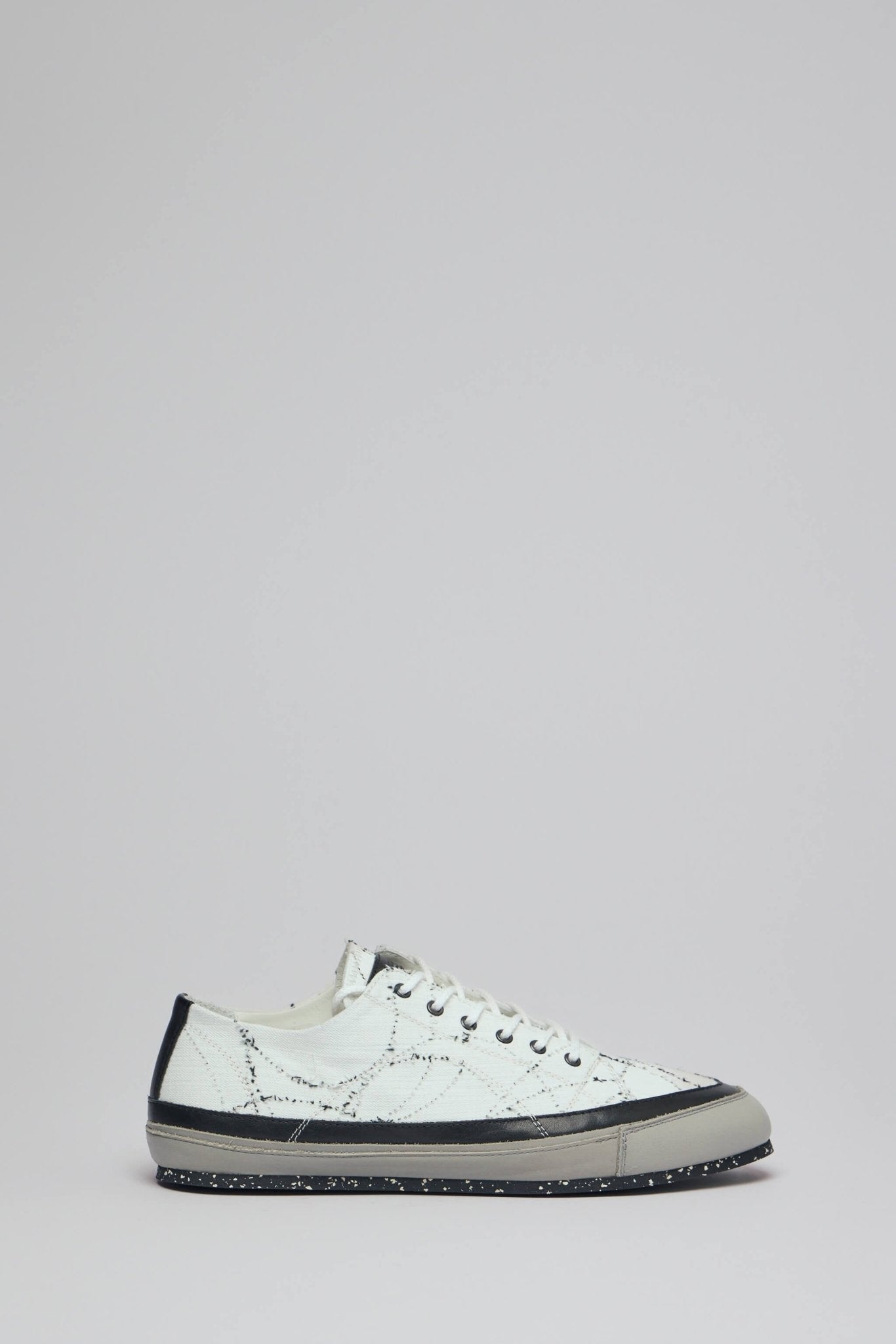 Komlo Trainers