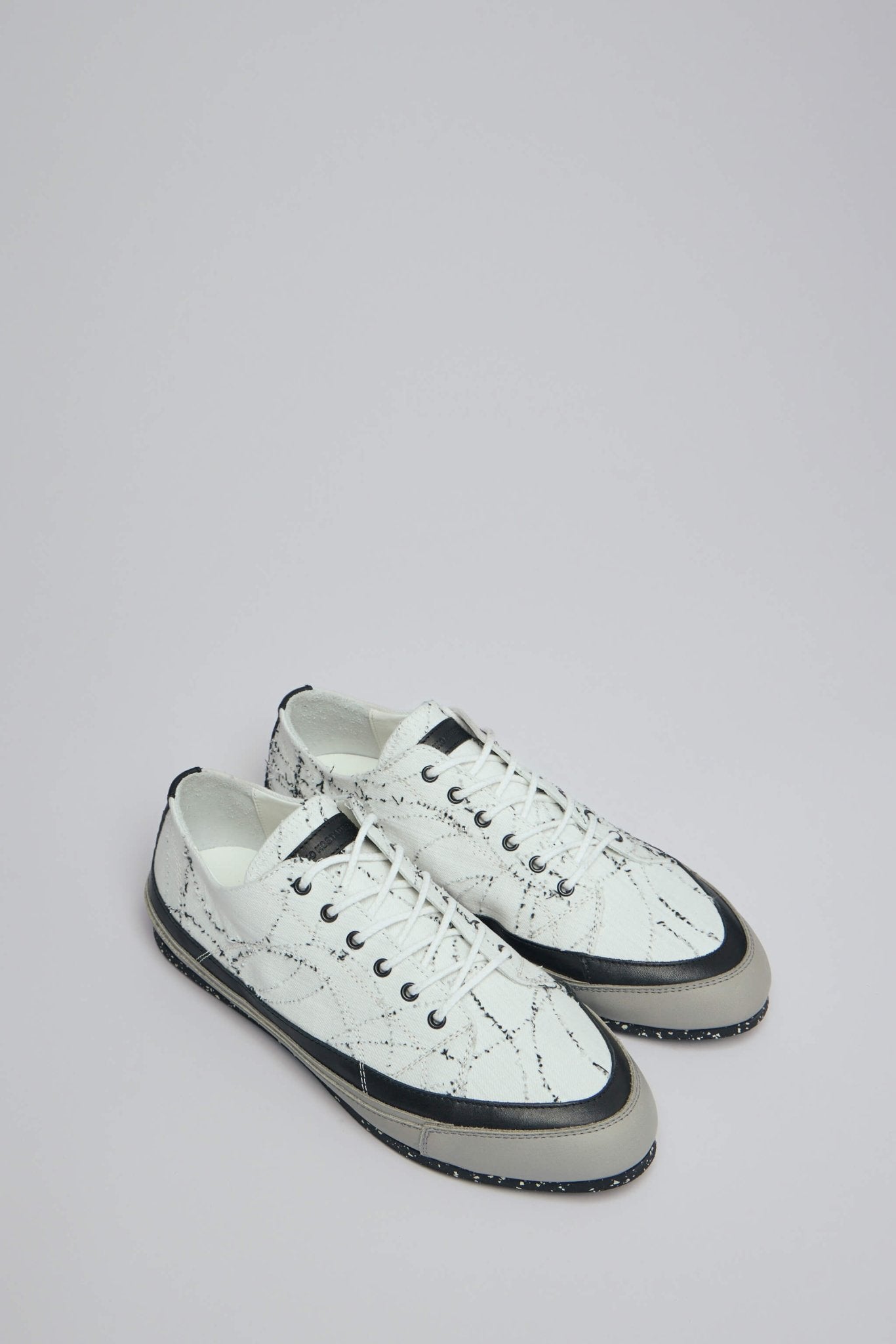 Komlo Trainers