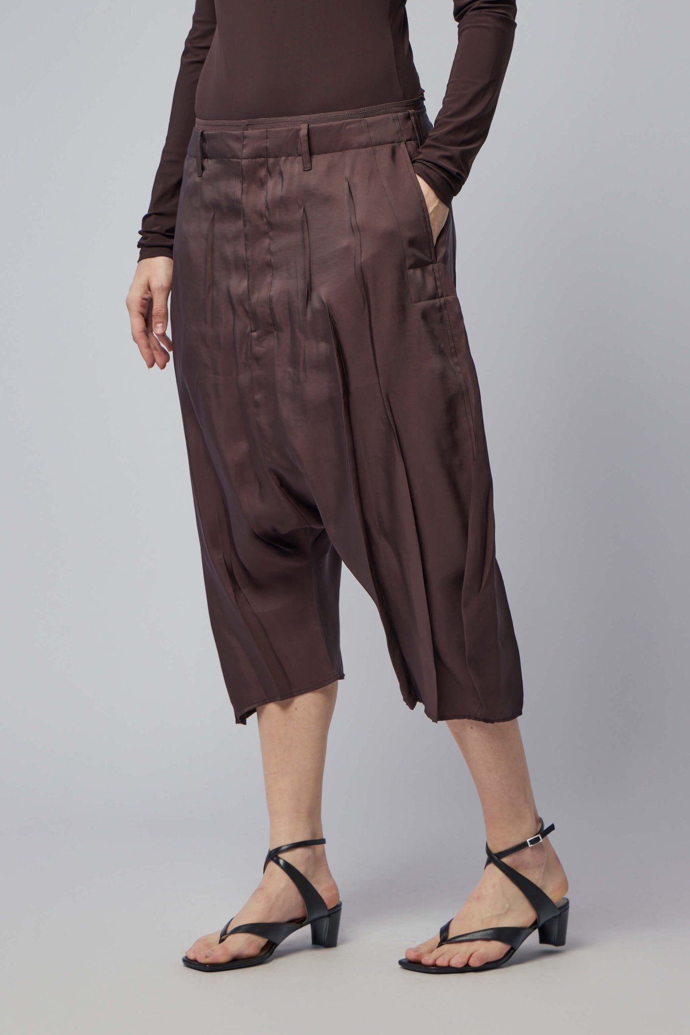 Creased Dropped Crotch Bermudas