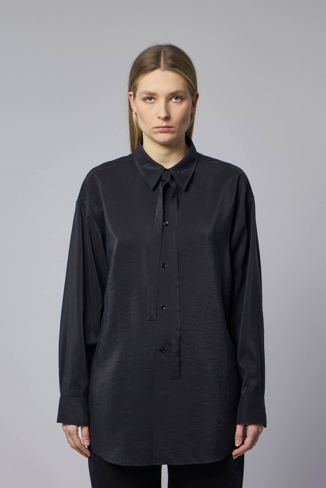 Long Shirt with Tie