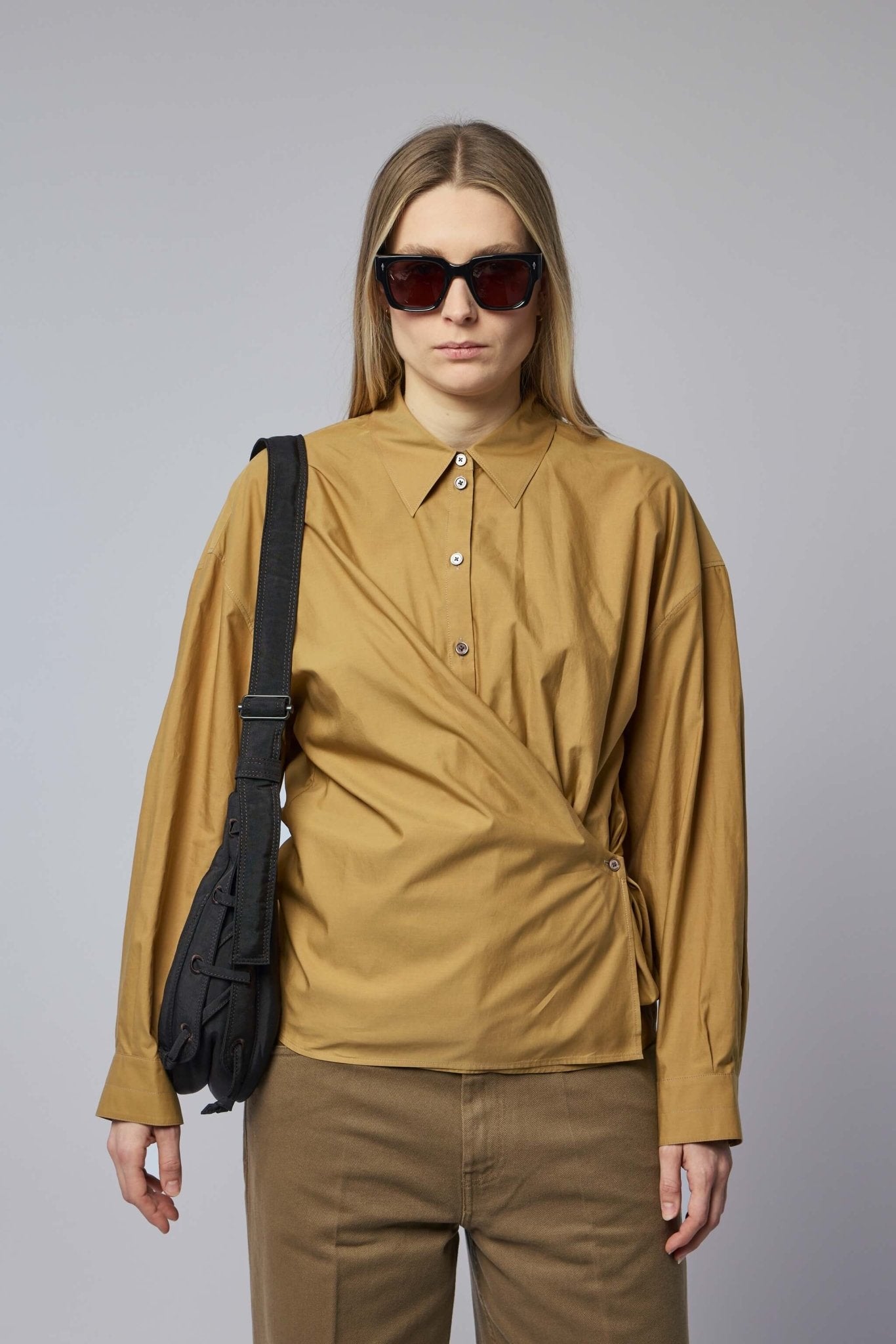 Straight Collar Twisted Shirt Women