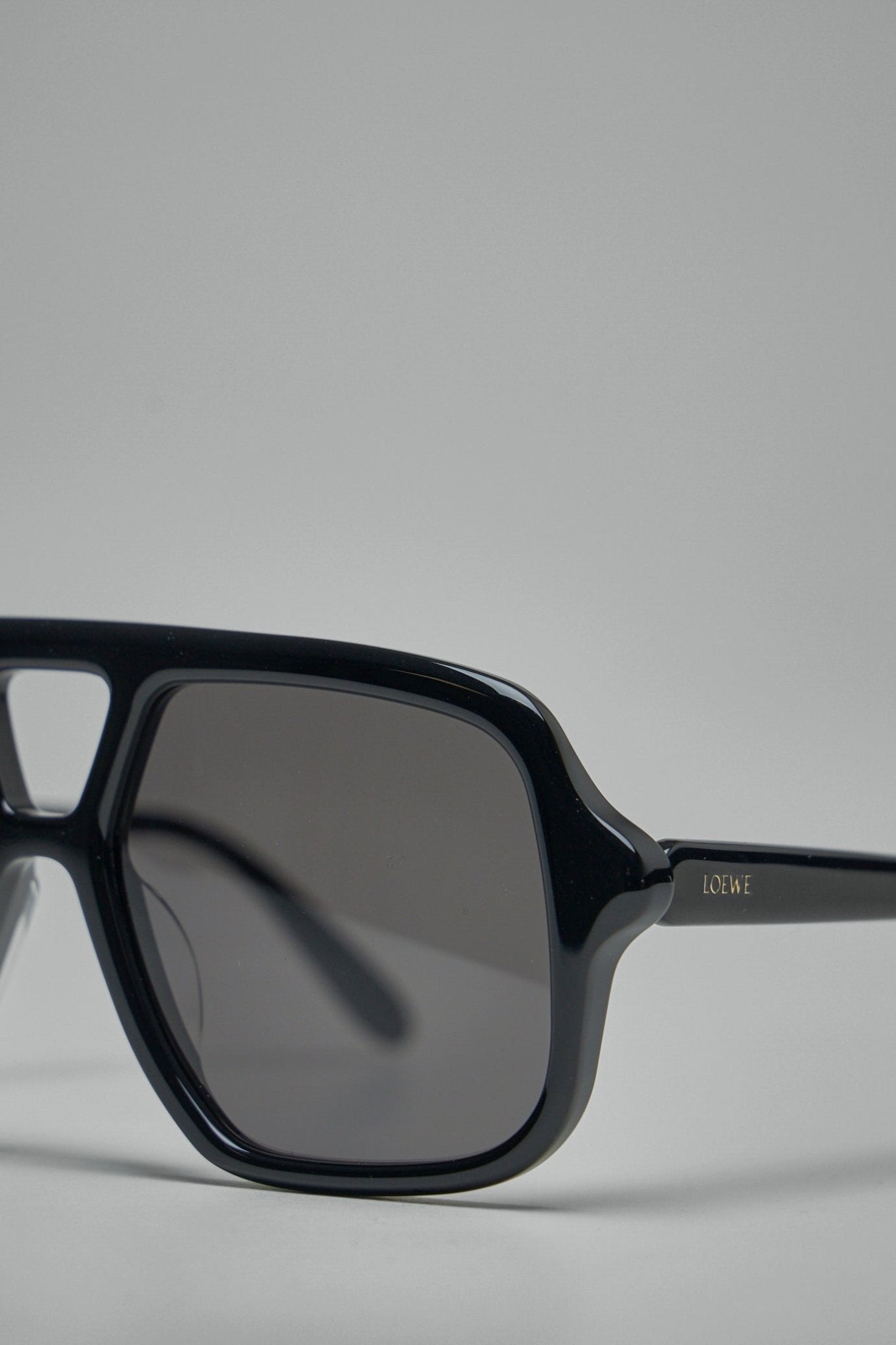 Slim Pilot Sunglasses