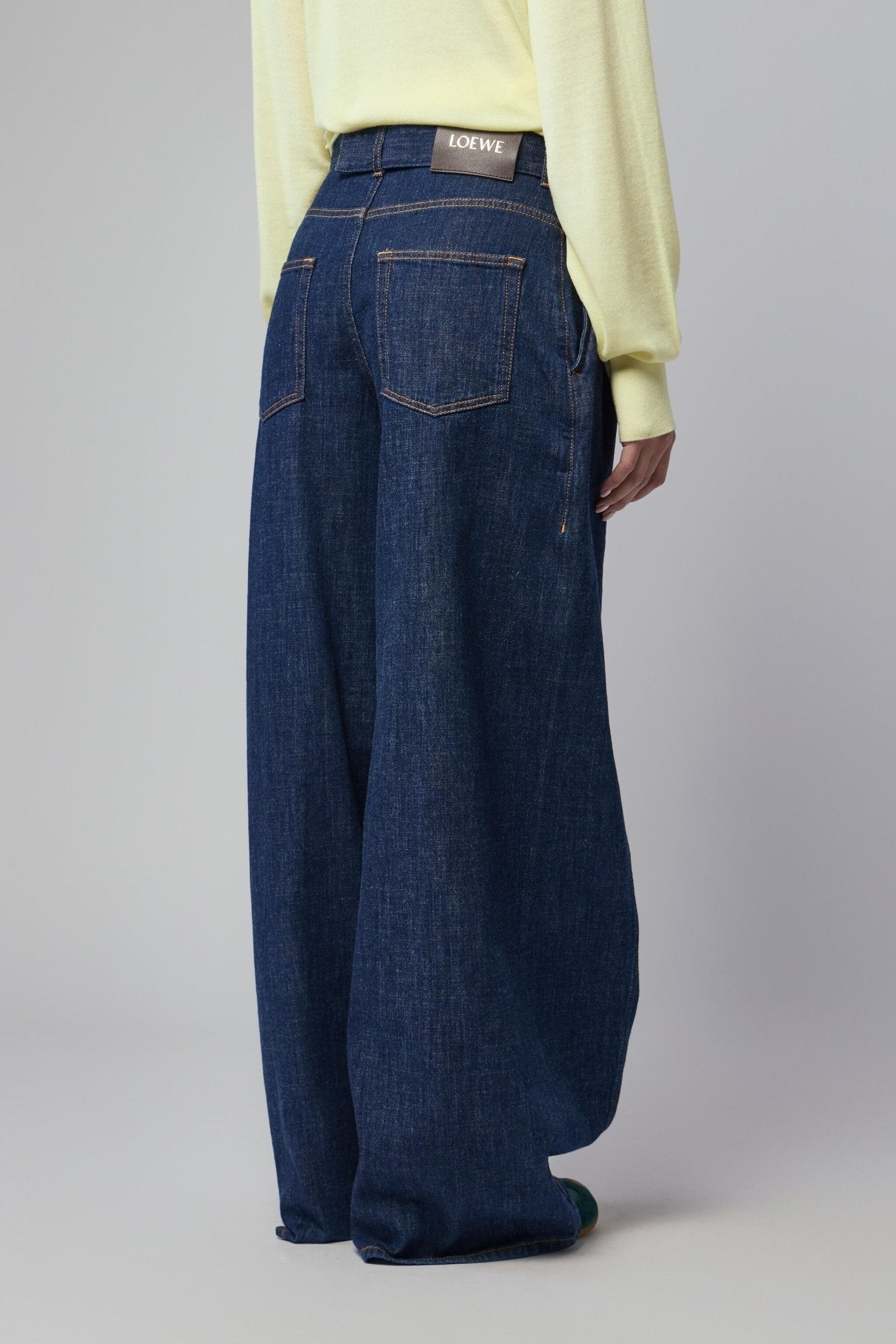 Belted Jeans in Denim