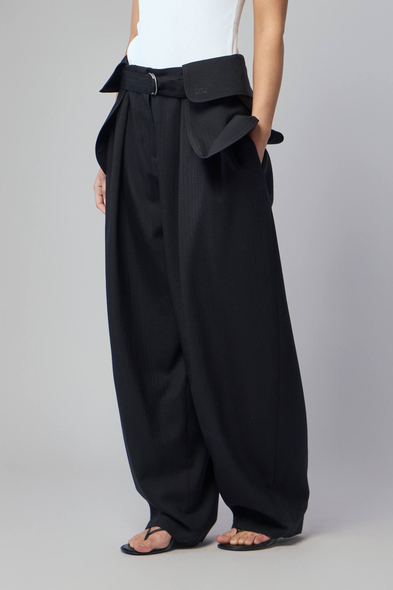 Wide-leg Pants