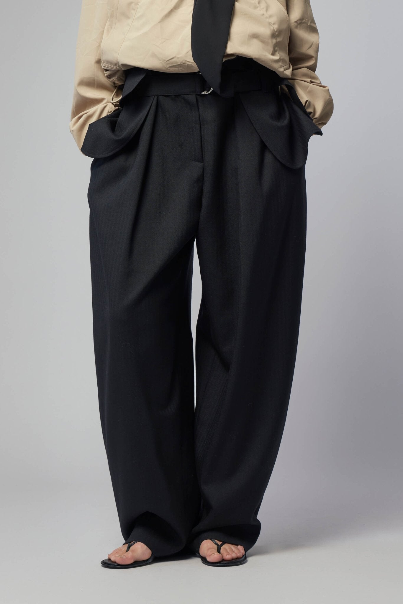 Wide-leg Pants