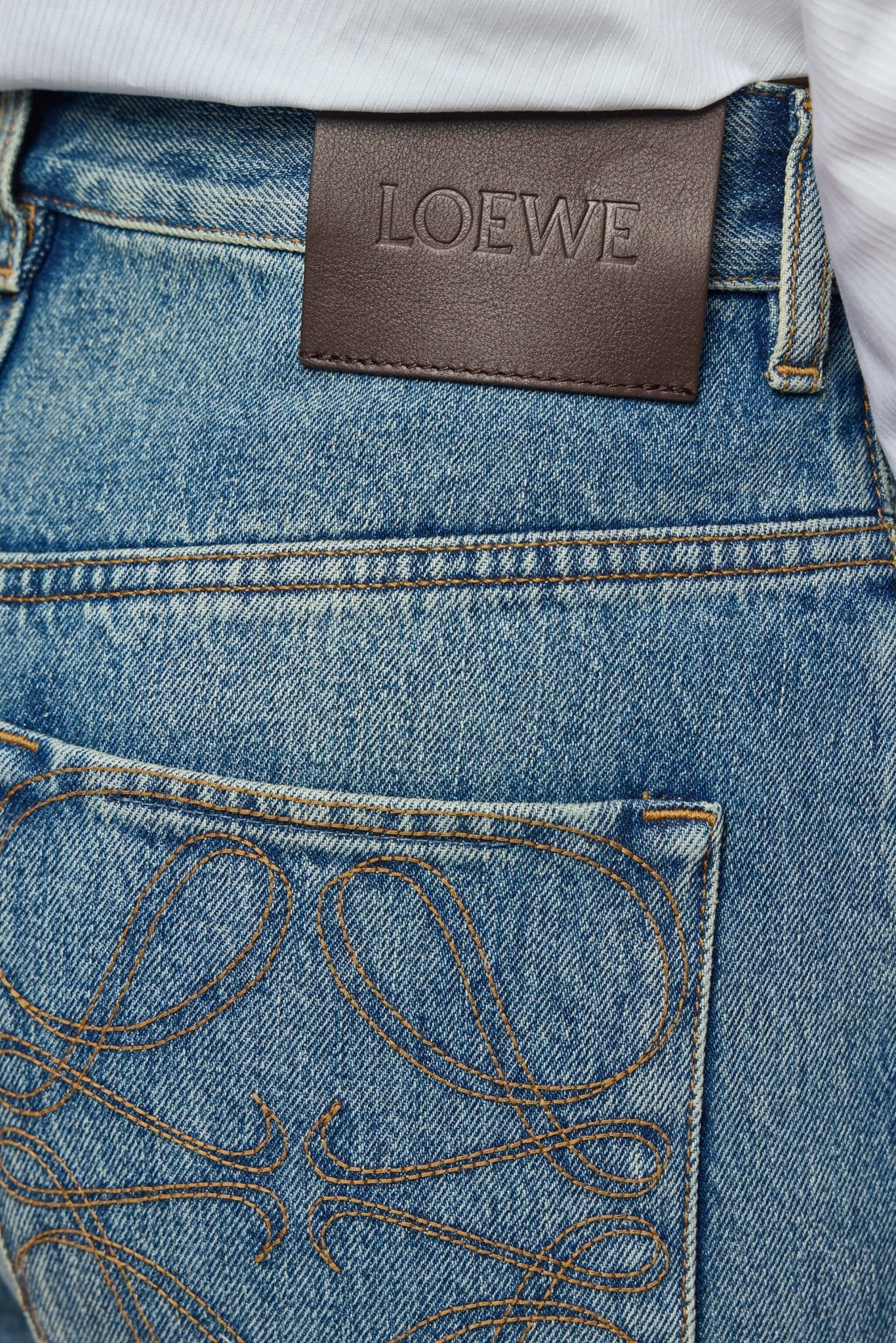 Jeans in Denim