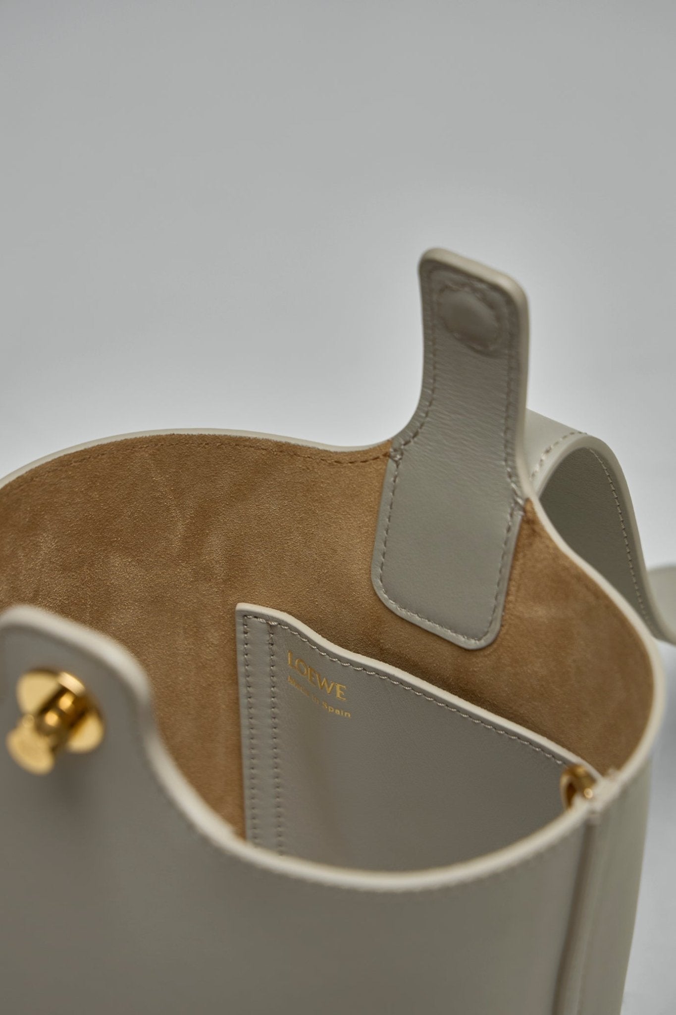 Pebble Mini Bucket Bag