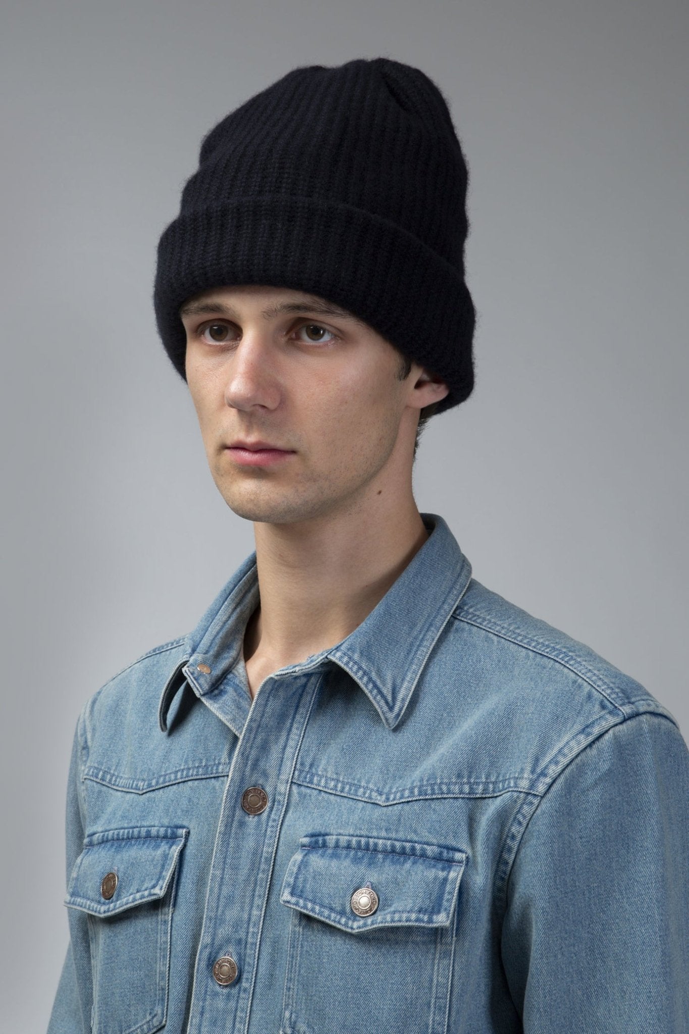 Logo Detailed Ribbed Beanie