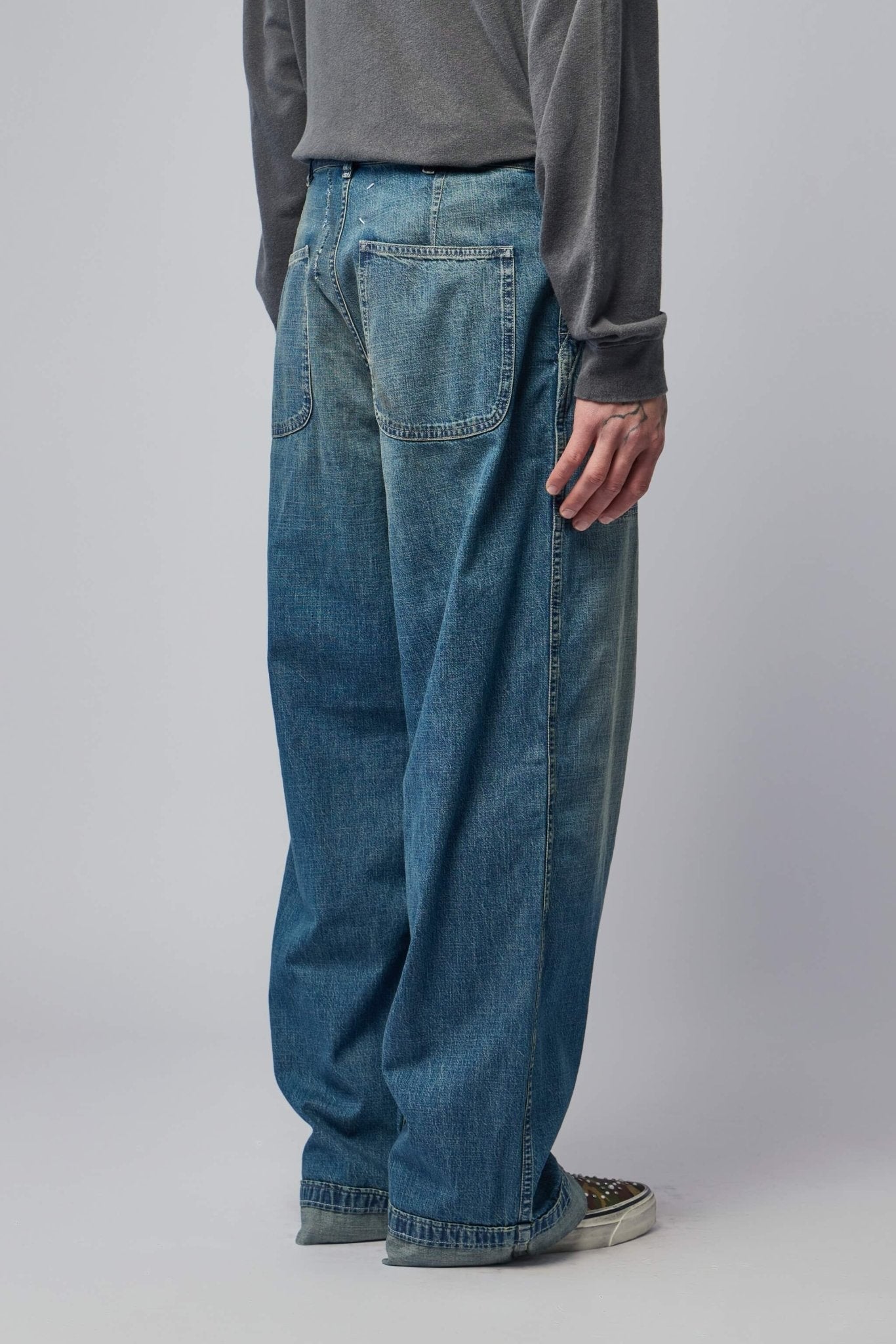 Wide-leg Jeans