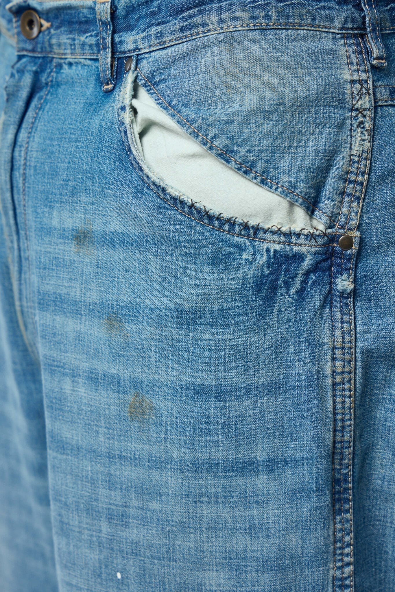 Wide-leg Jeans