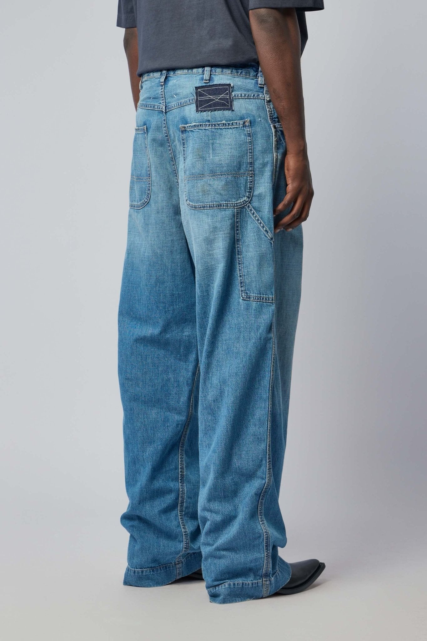 Wide-leg Jeans