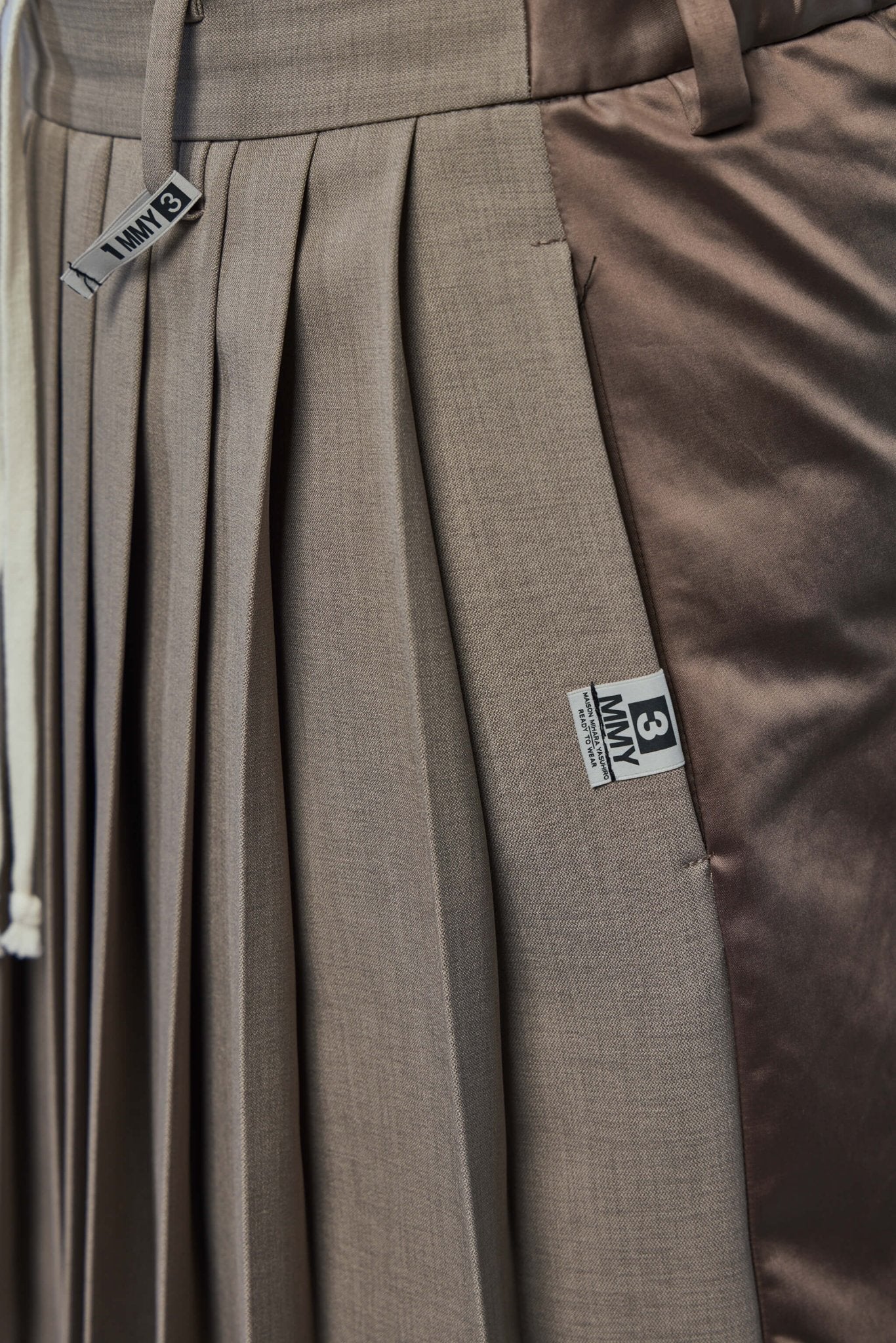 Front Back Combined Skirted Pants