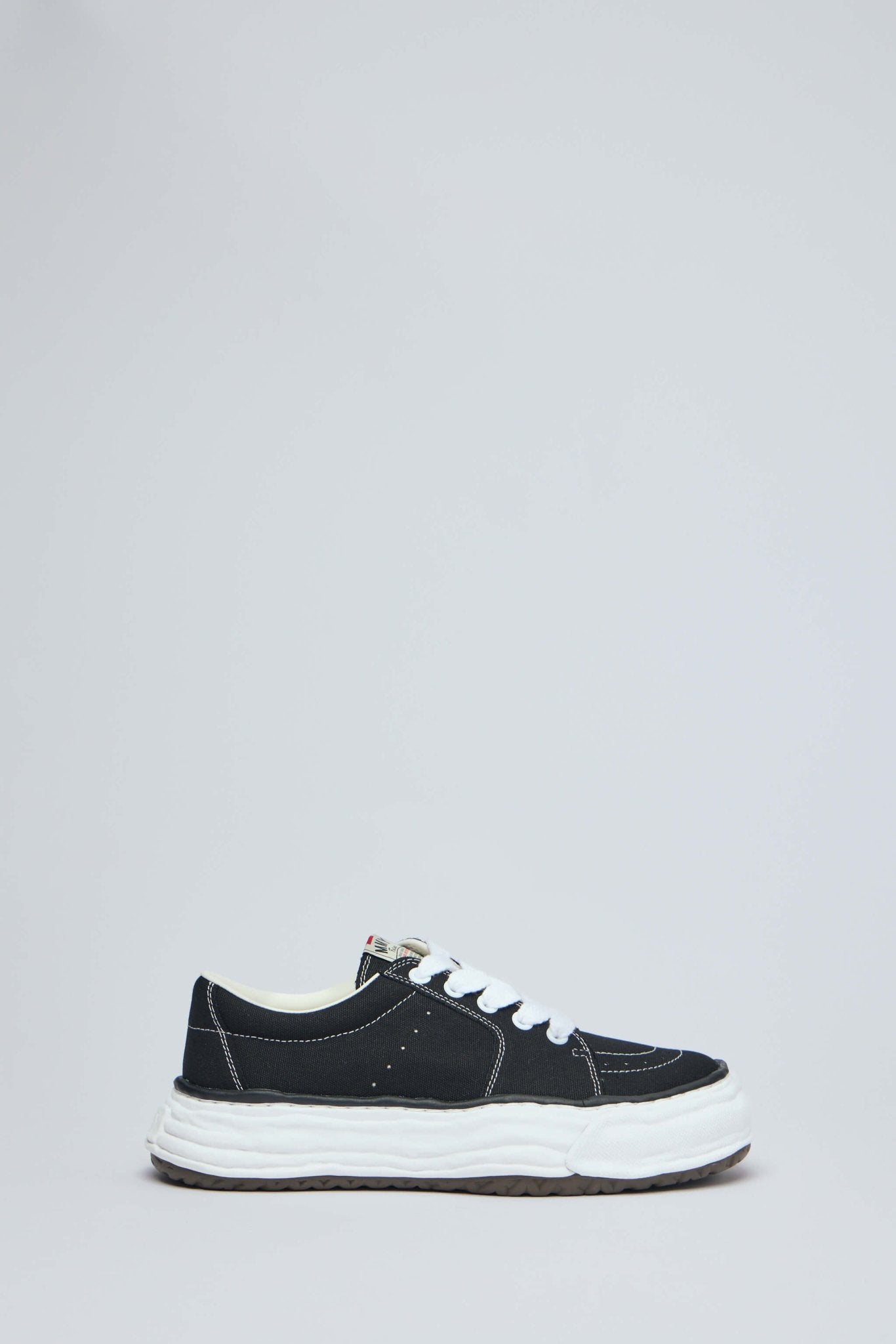 Eric Og Sole Canvas Low