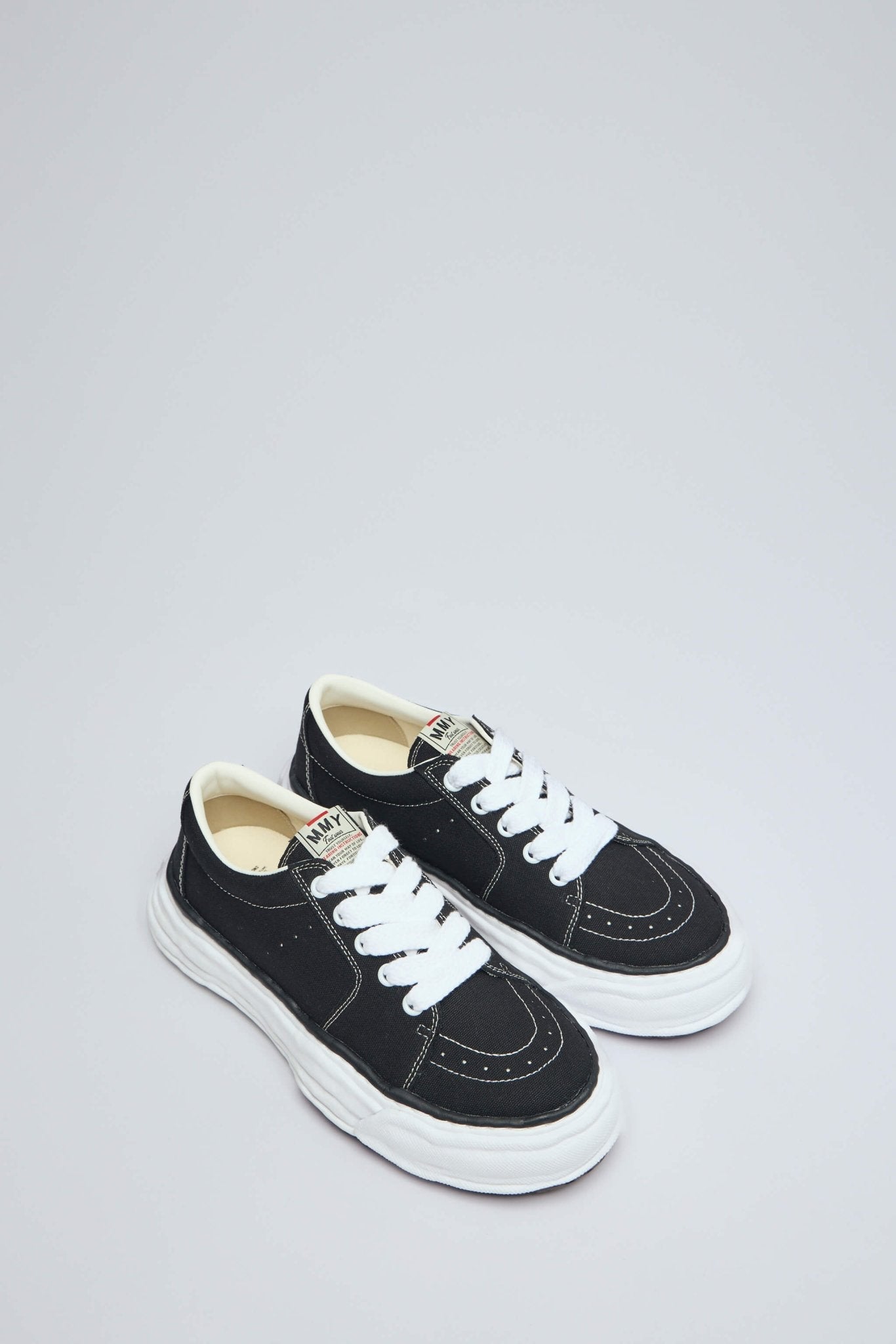 Eric Og Sole Canvas Low