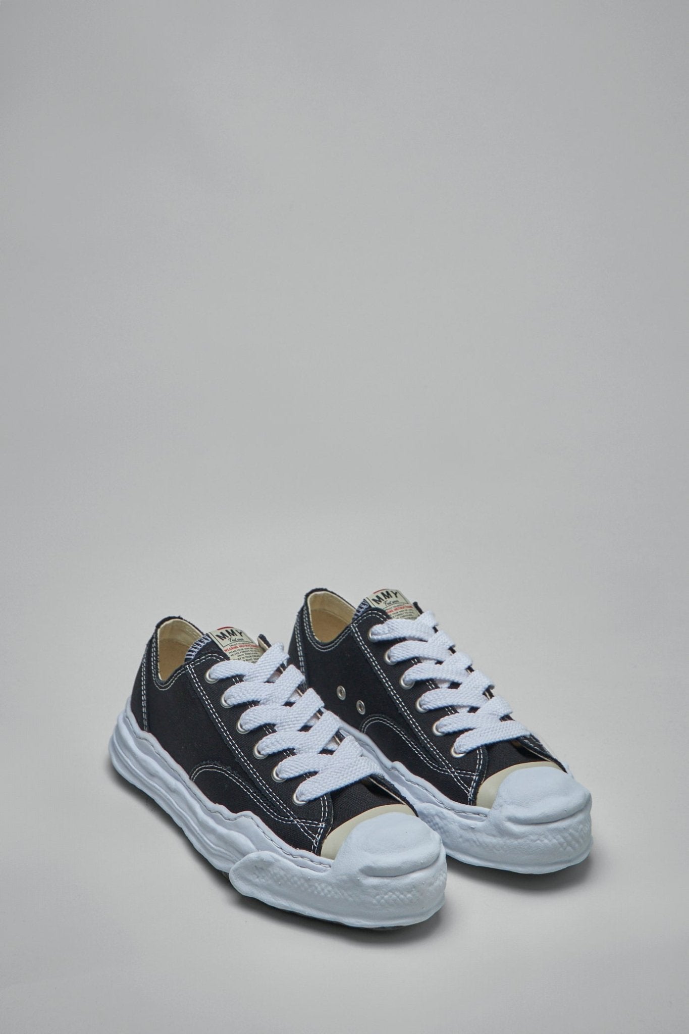 Hank Og Sole Canvas Low-top Sneaker