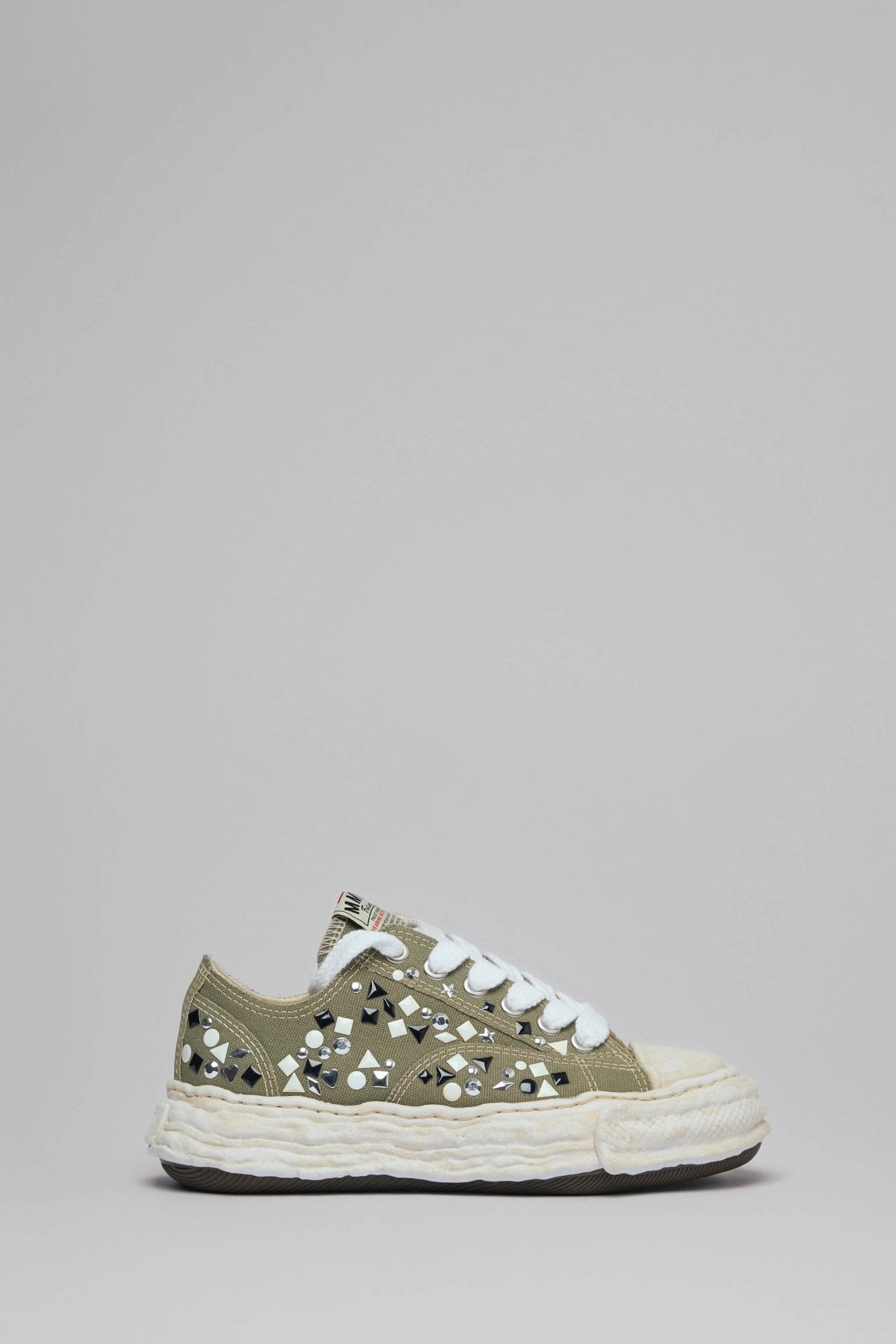 Peterson 23 Og Sole Embellished Canvas Low