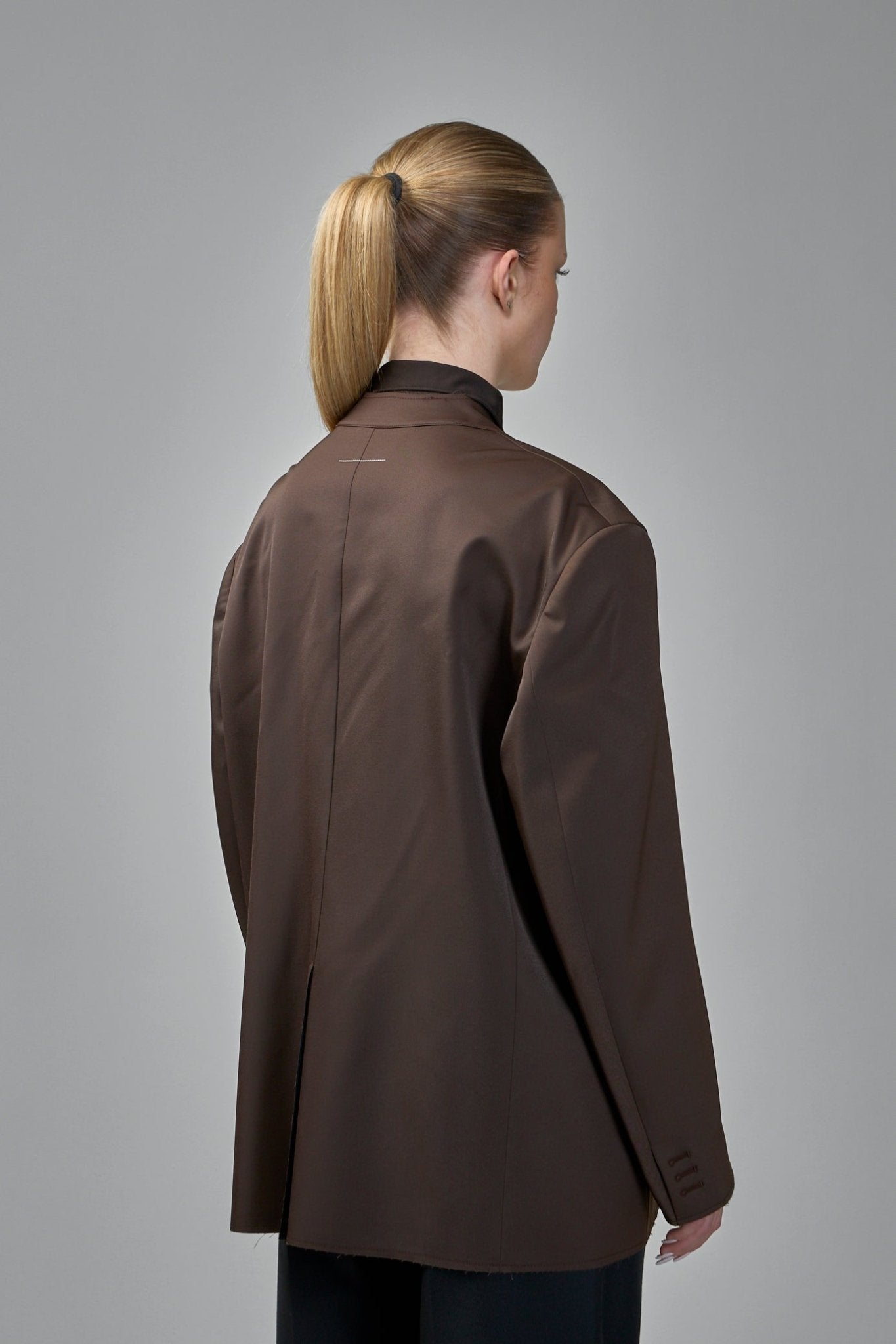 Single-breasted Jacket with Raw-cut Edges