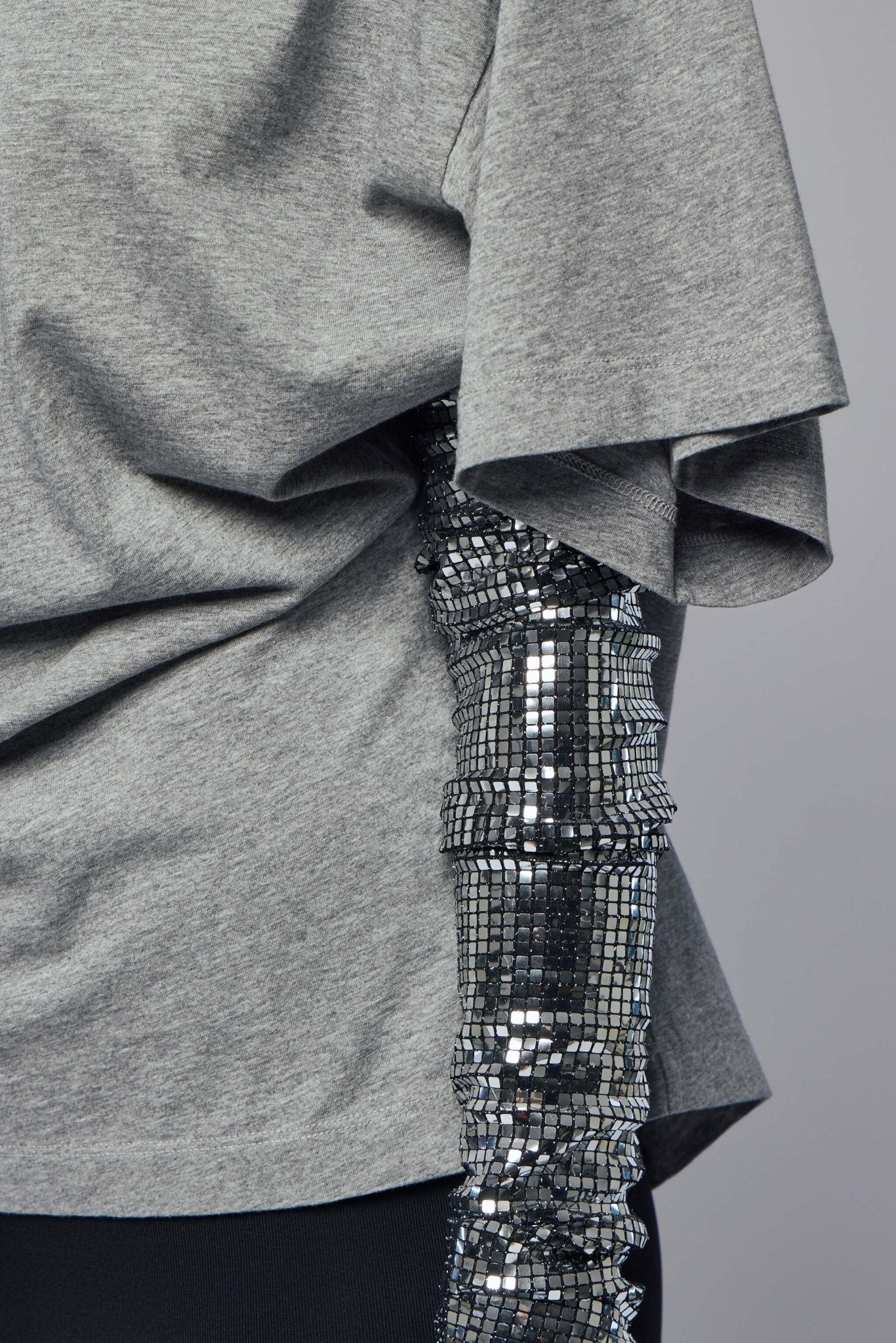 Cotton T-shirt with Gloves