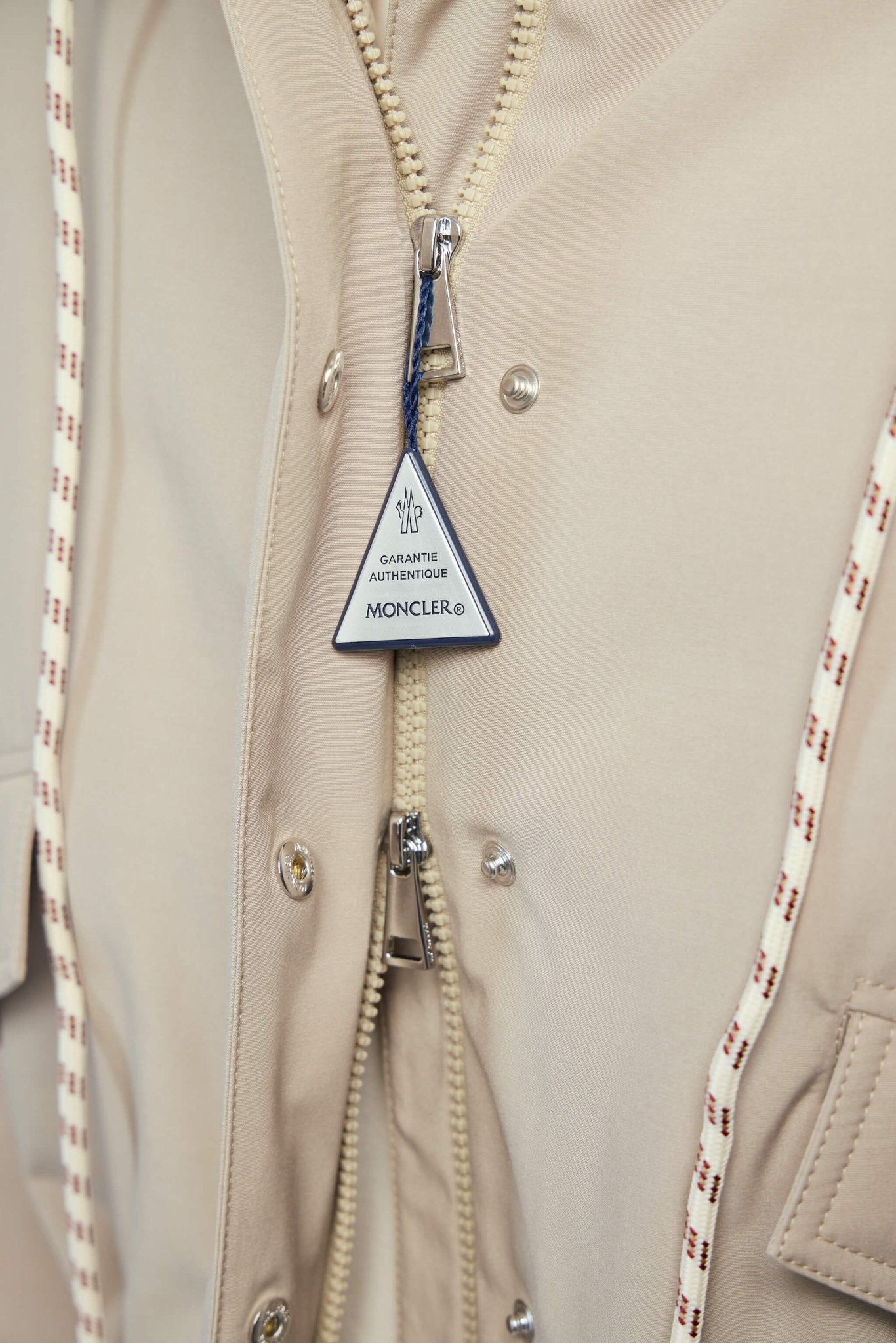 Eucalyptus Hooded Short Down Jacket
