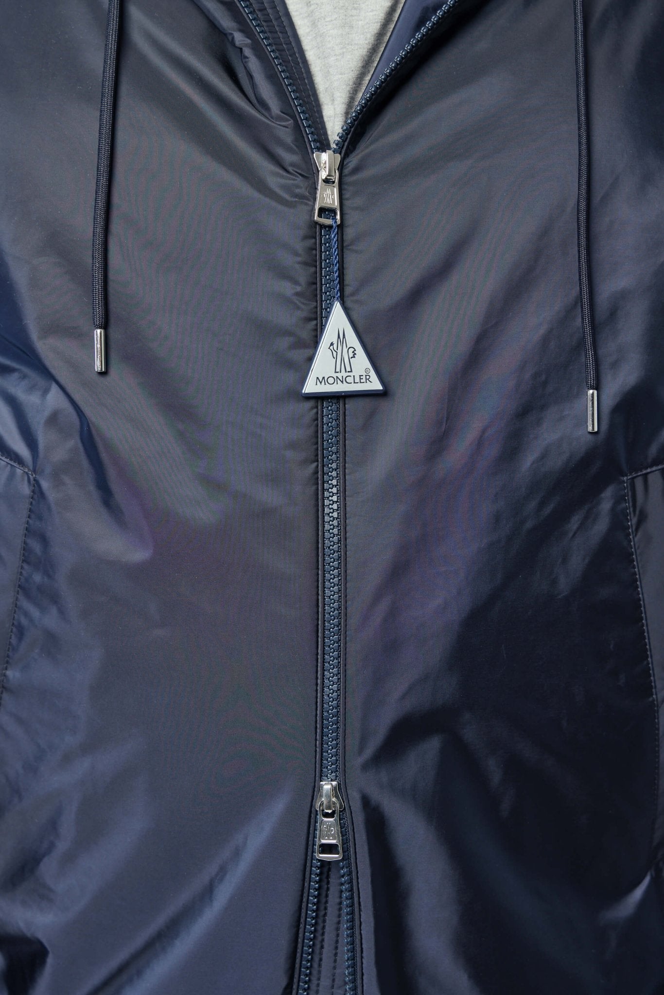 Grimpeurs Hooded Windbreaker