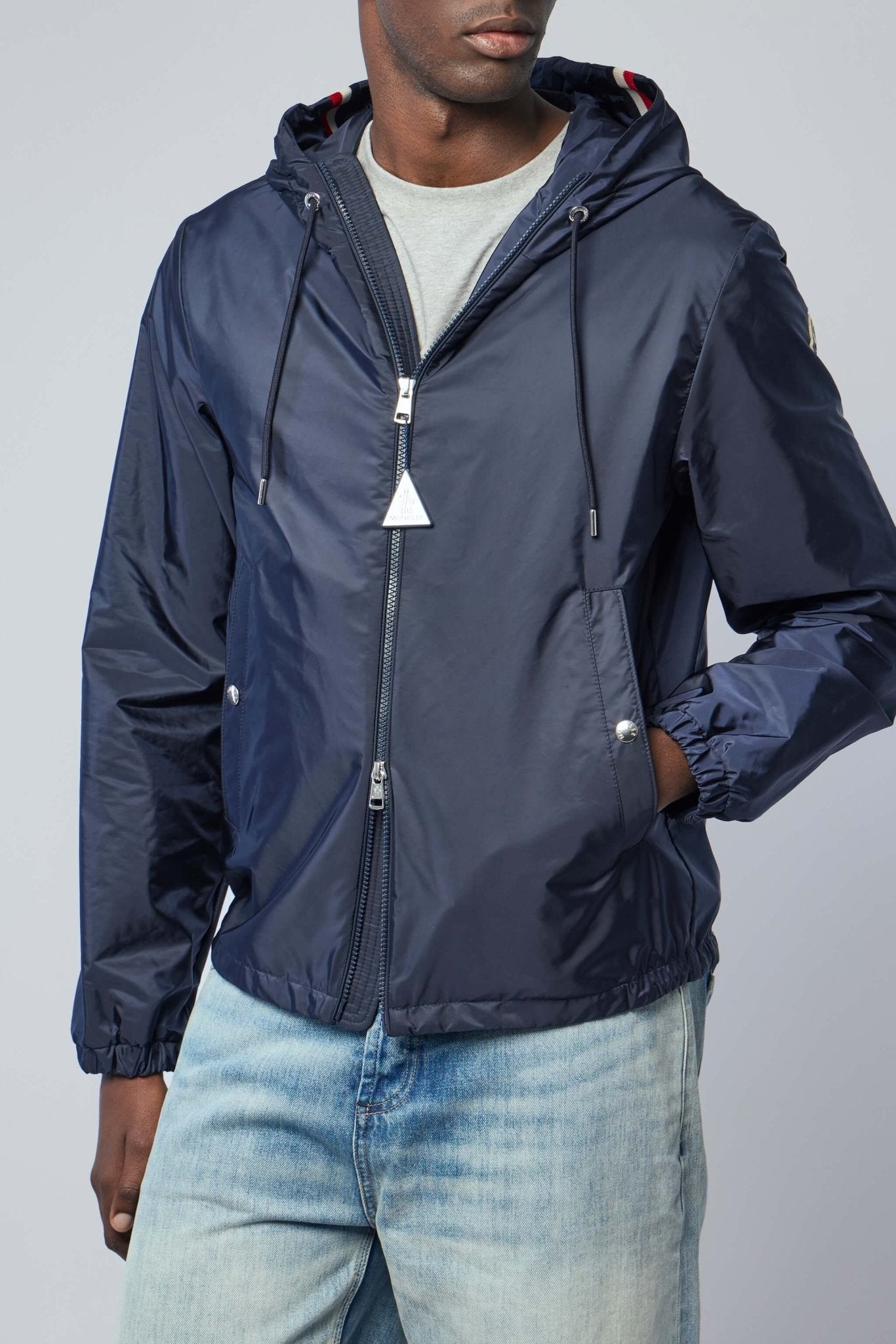 Grimpeurs Hooded Windbreaker