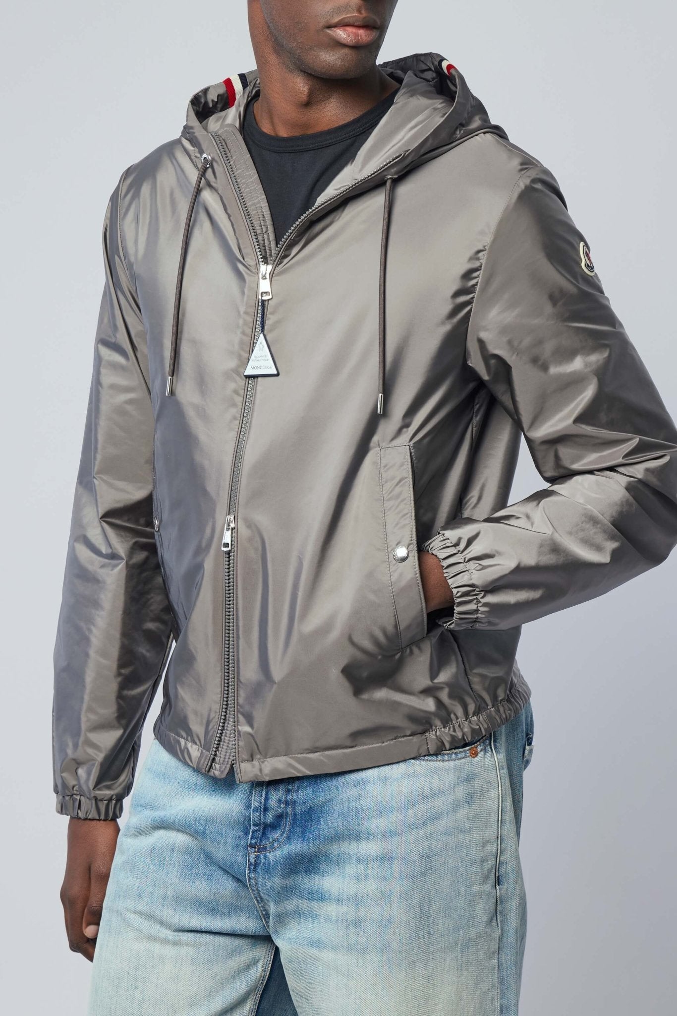Grimpeurs Hooded Windbreaker