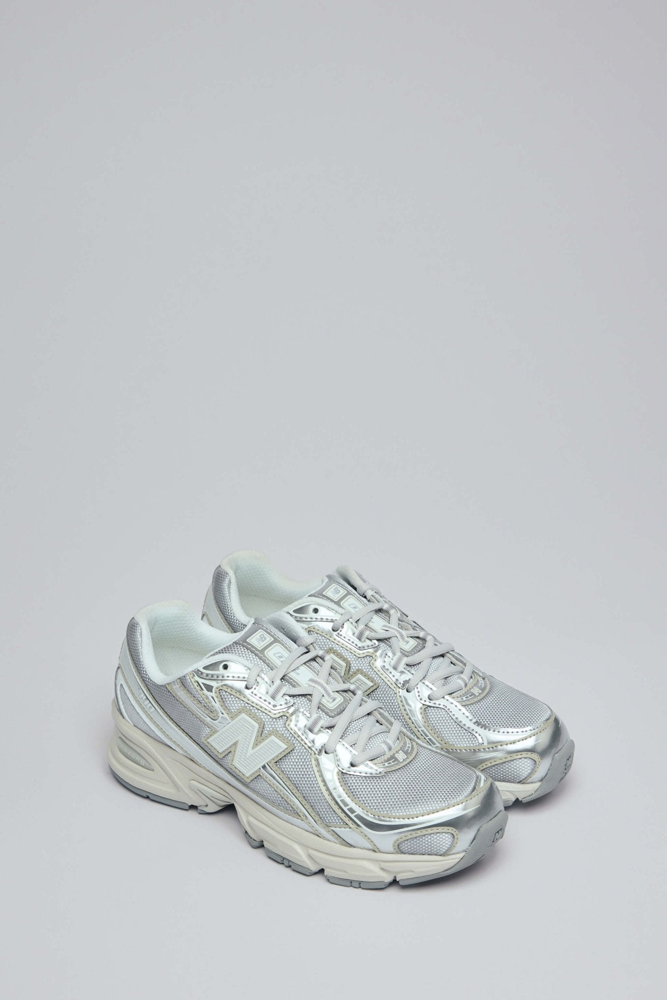 740 Sneaker