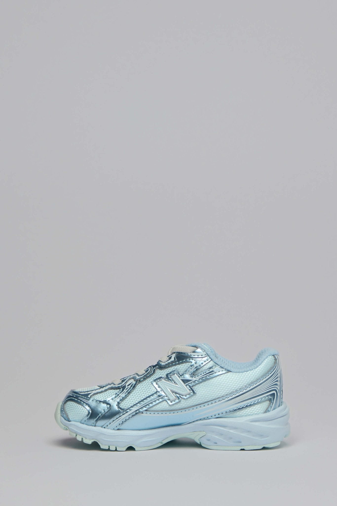Unisex 740