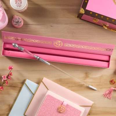 Wicked - Glinda Shiz University Training Wand in Collector's Box