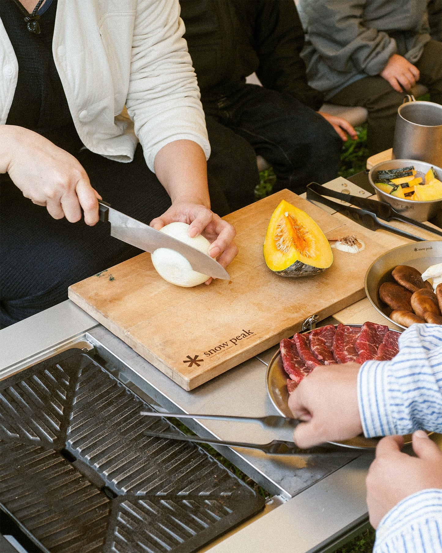 Cuchillo de cocina + Tabla de cortar Snow Peak