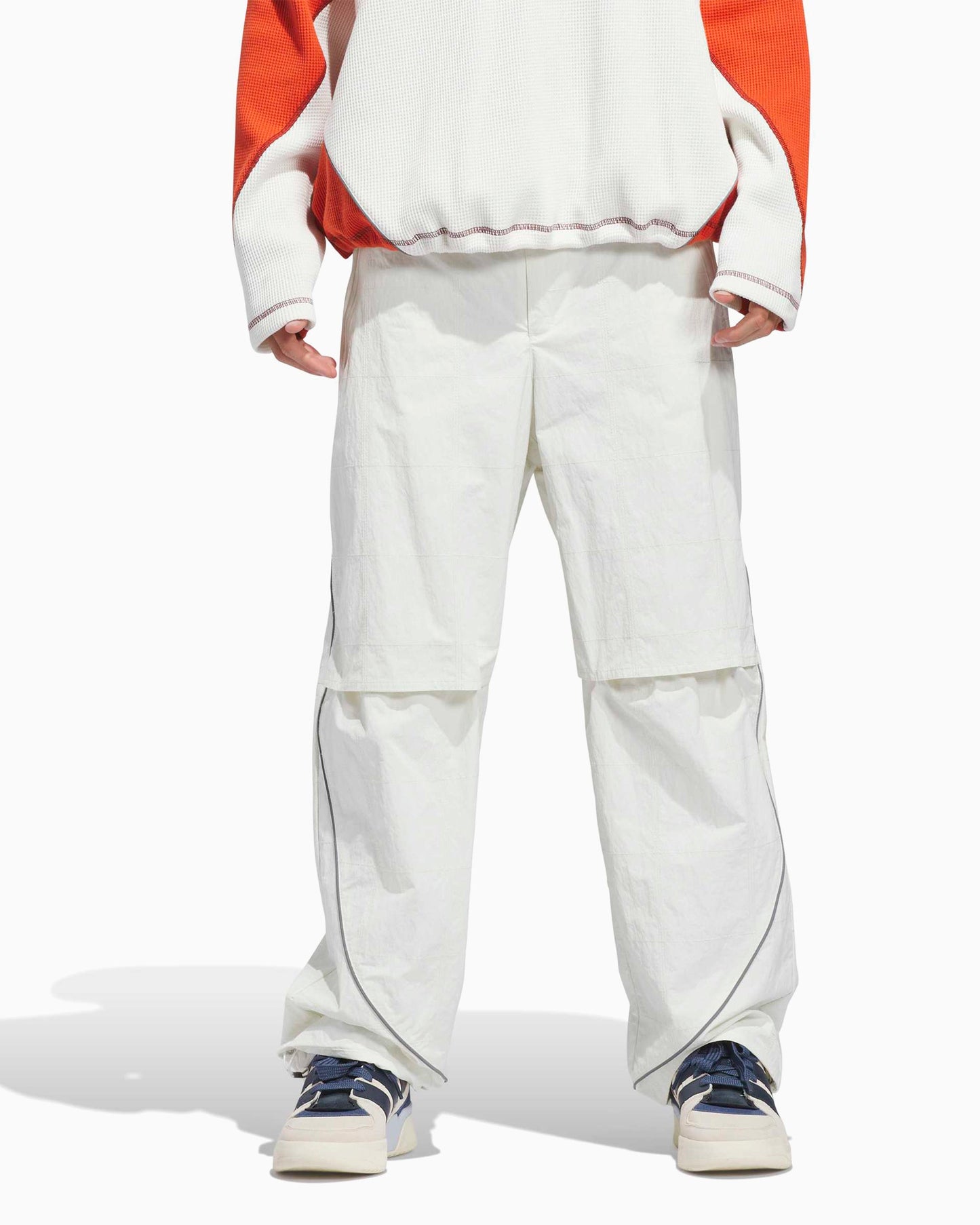 Pantalones Relaxed adidas Originals Los Angeles Airdrome Shield Pants Unisex