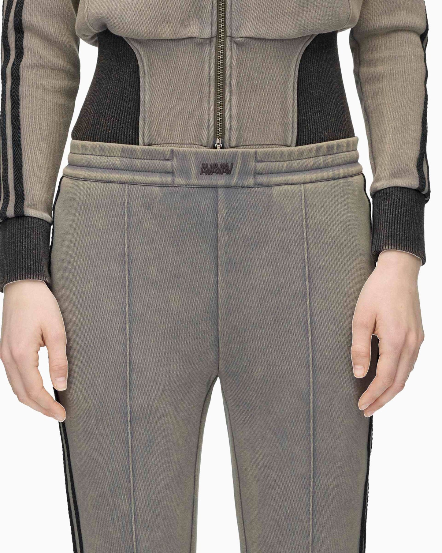 Pantalones de chandal Slim adidas Originals x AVAVAV para mujer