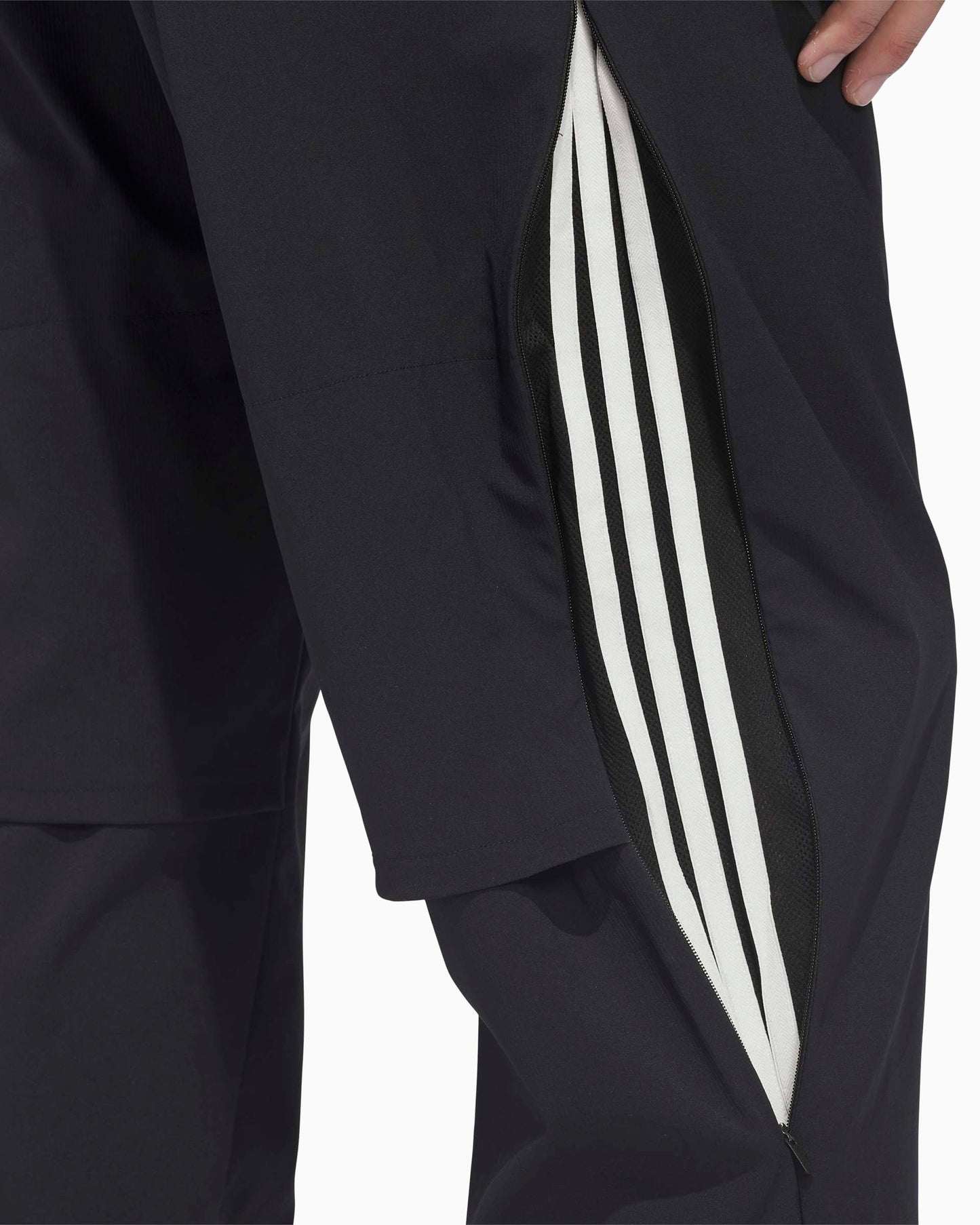 Pantalones chinos Relaxed adidas Originals x Metalwood para hombre