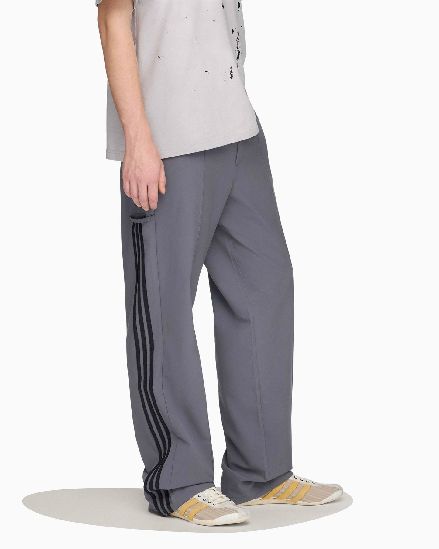 Pantalones chinos Relaxed adidas Originals x Song For The Mute 007 Unisex