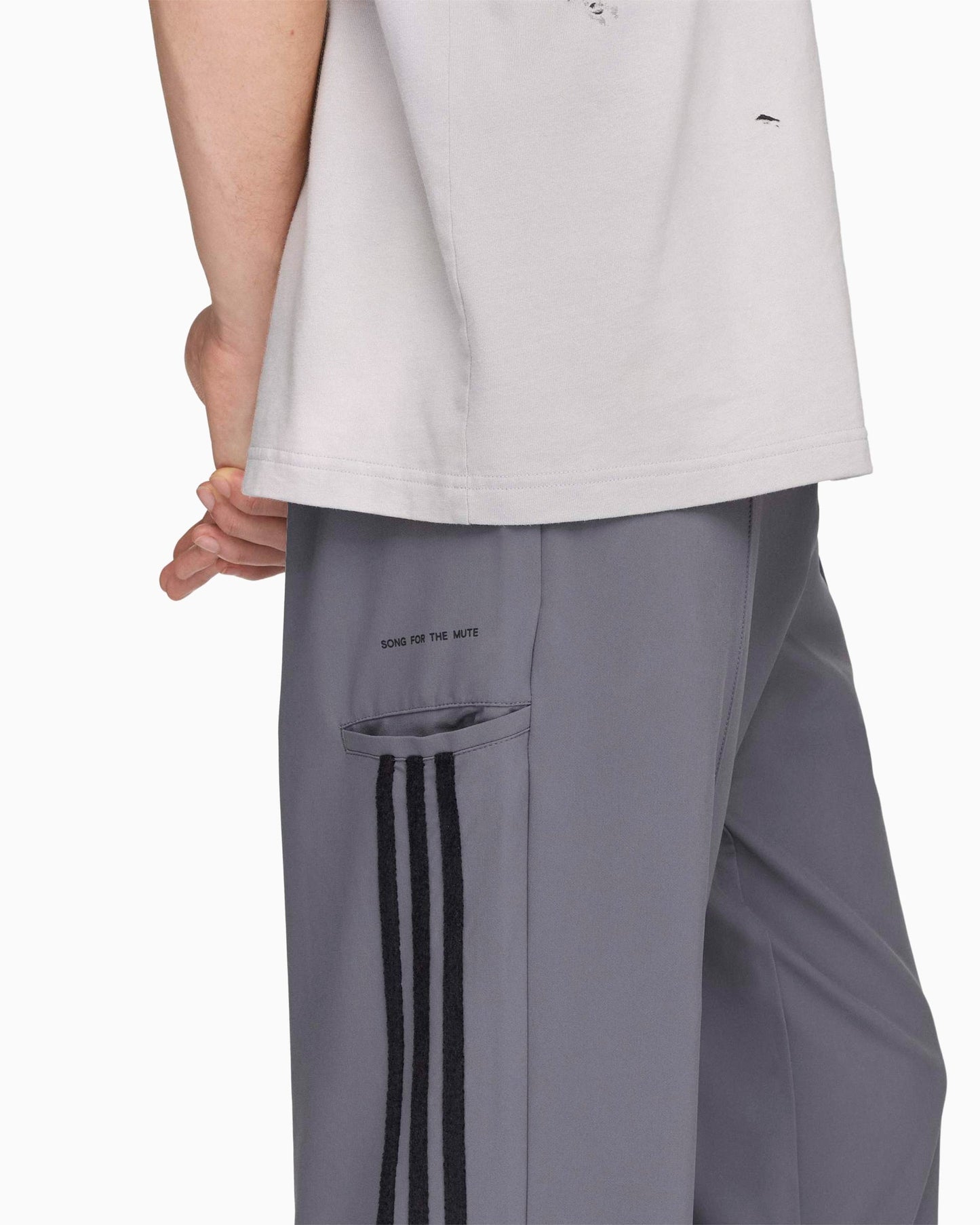 Pantalones chinos Relaxed adidas Originals x Song For The Mute 007 Unisex