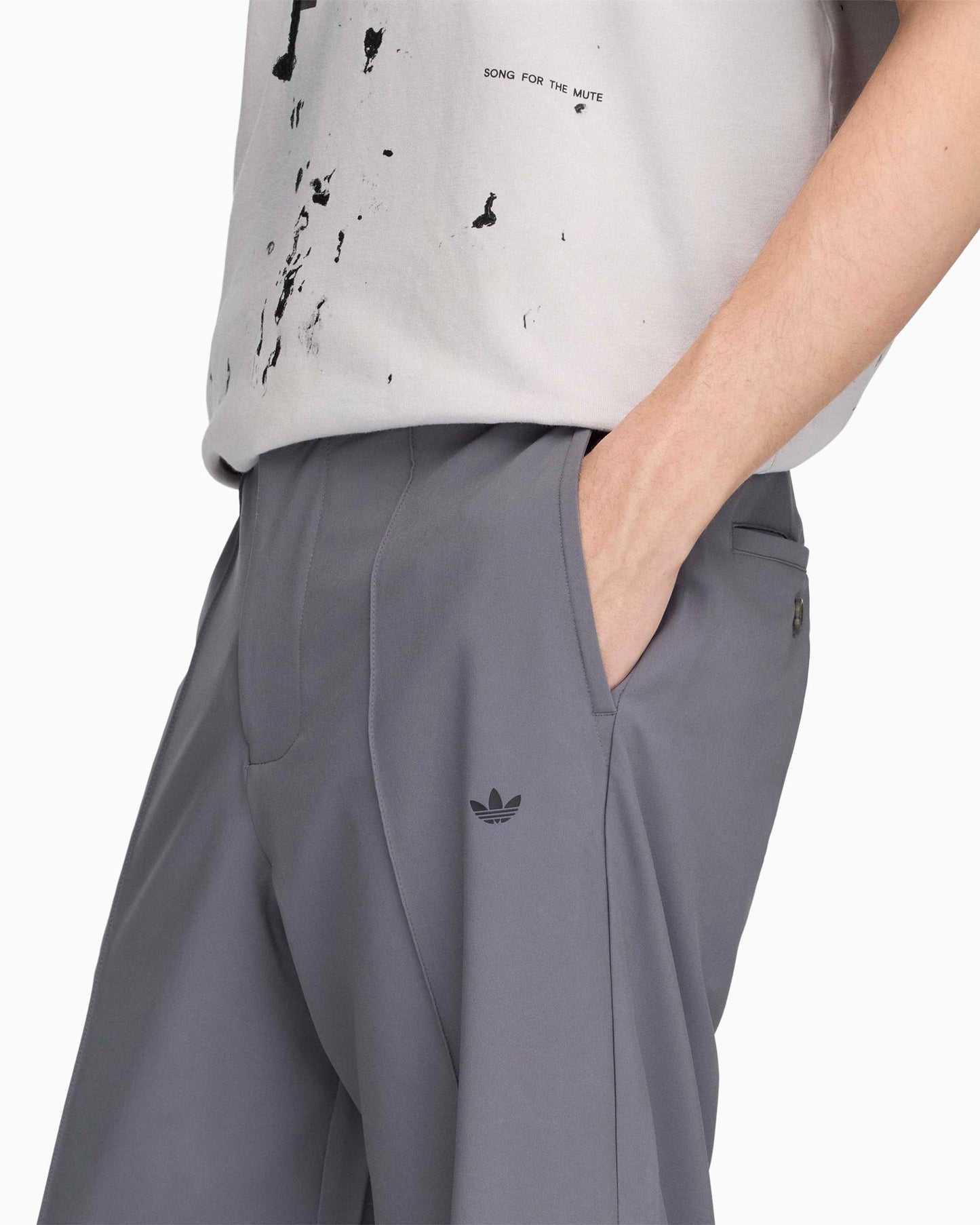 Pantalones chinos Relaxed adidas Originals x Song For The Mute 007 Unisex