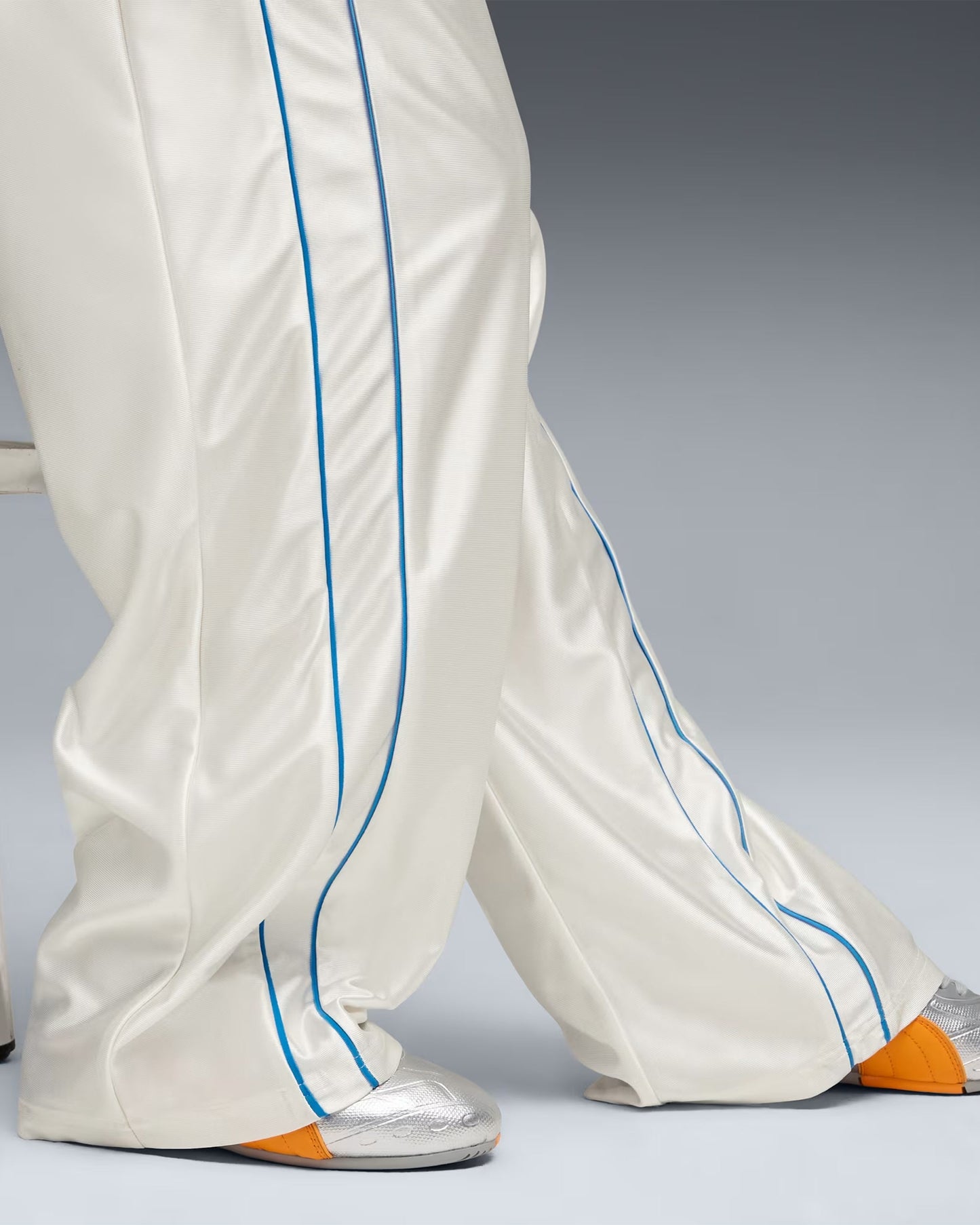 Pantalones de chandal Relaxed Puma x FENTY T7 Piping para mujer