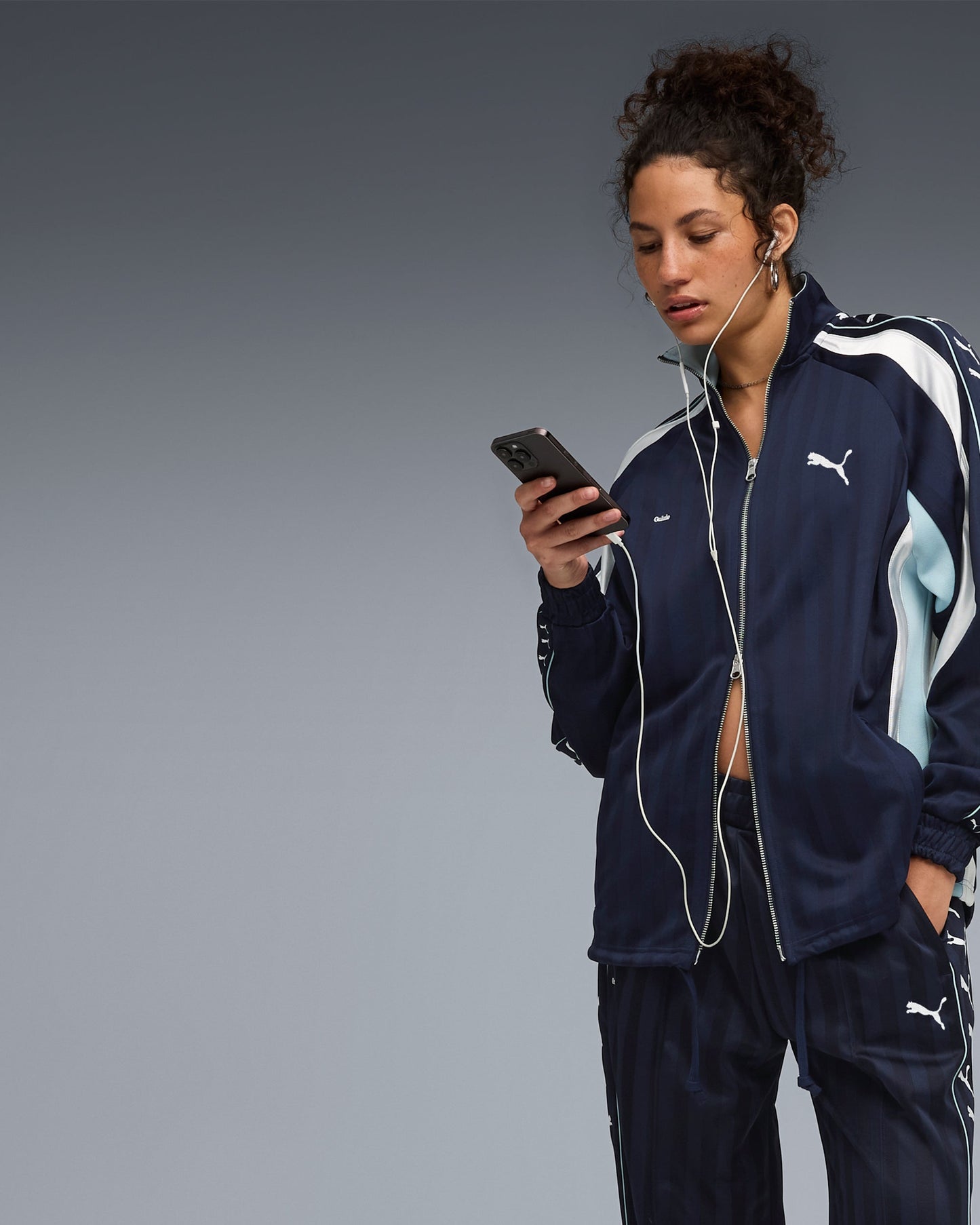 Pantalones de chandal Relaxed Puma x Guizio T7 para mujer