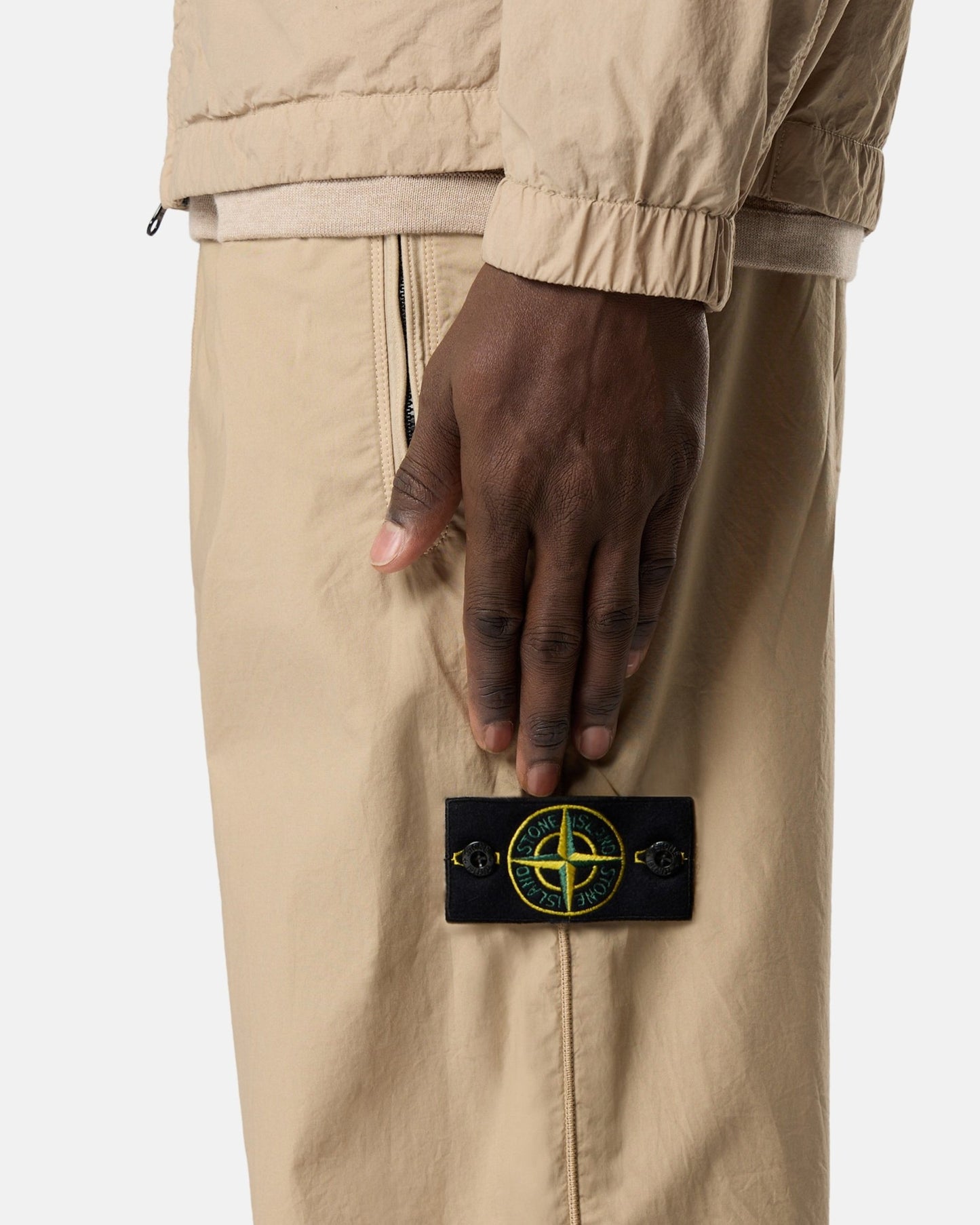 Joggers Relaxed Stone Island "Paracadute" para hombre