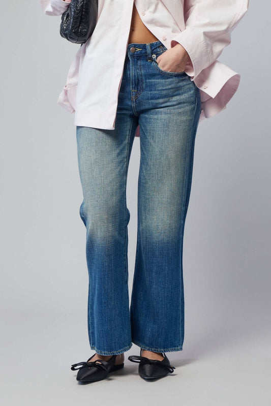 Joan Cropped Flare Jean