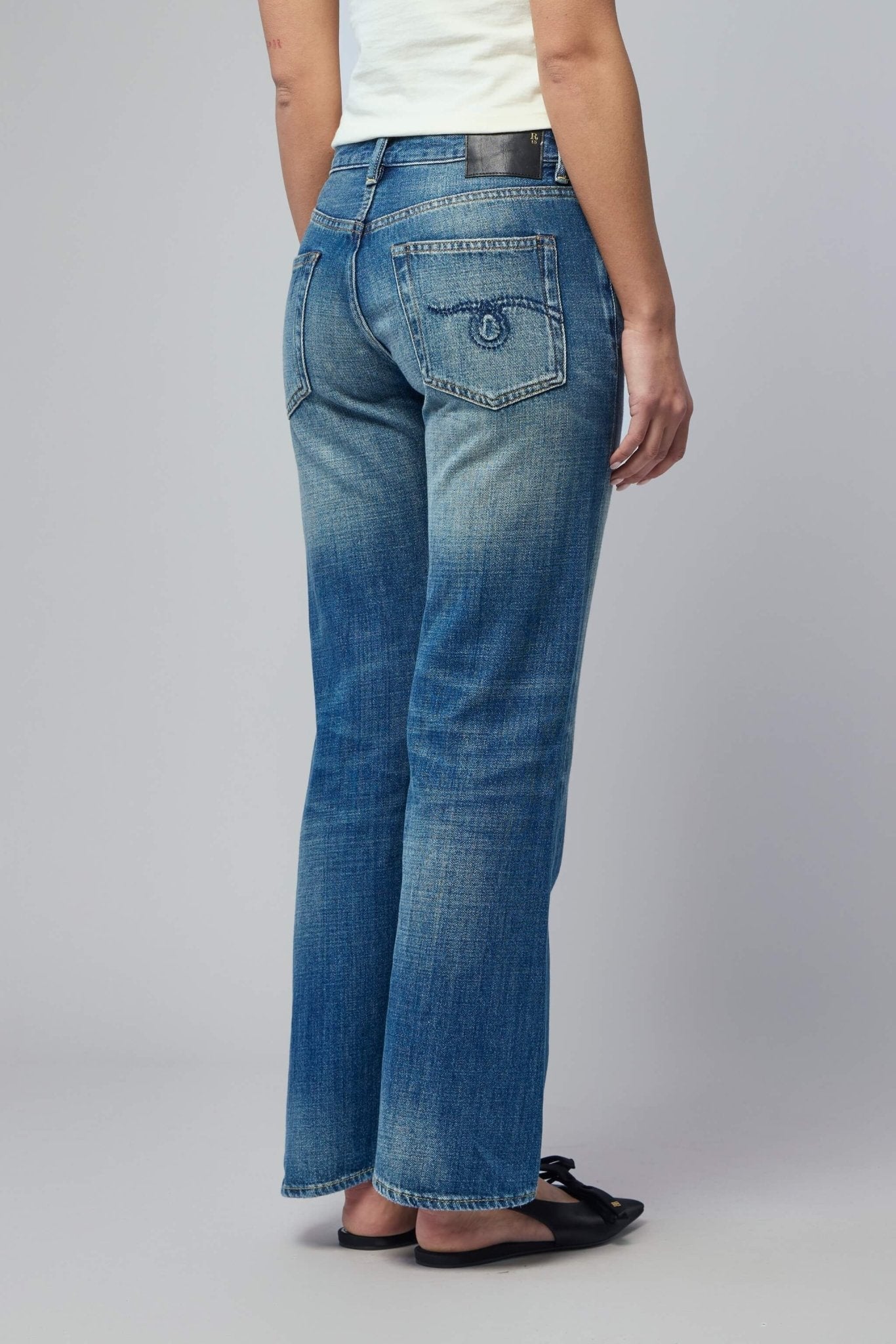 Joan Cropped Flare Jean
